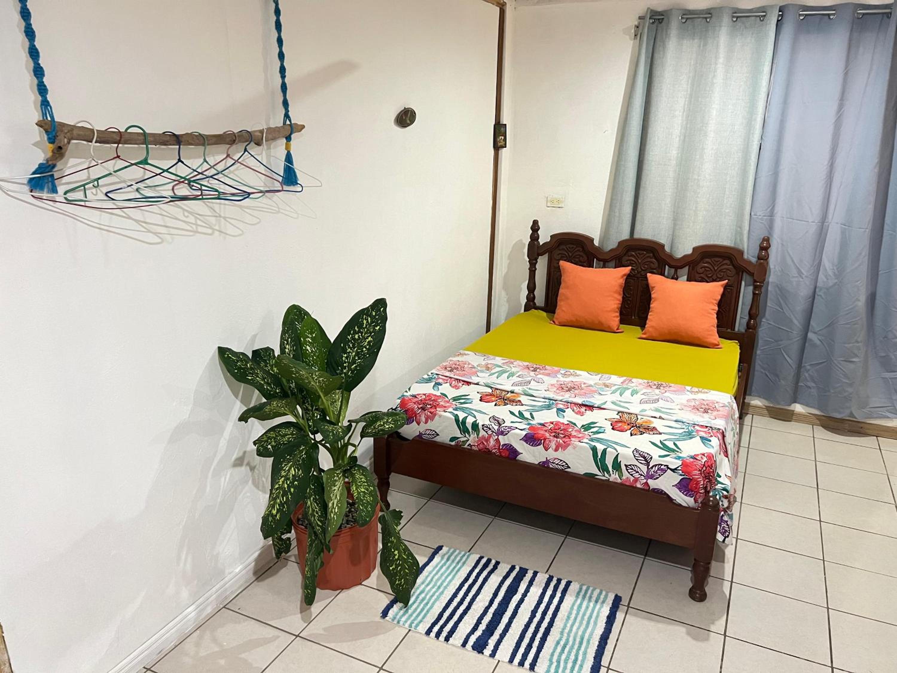 Budget Triple Room photo 2