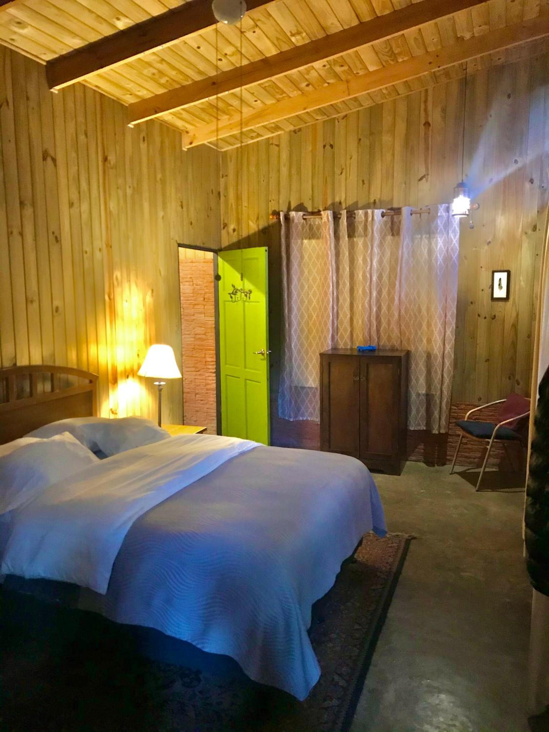 Rustic Cabin photo 1