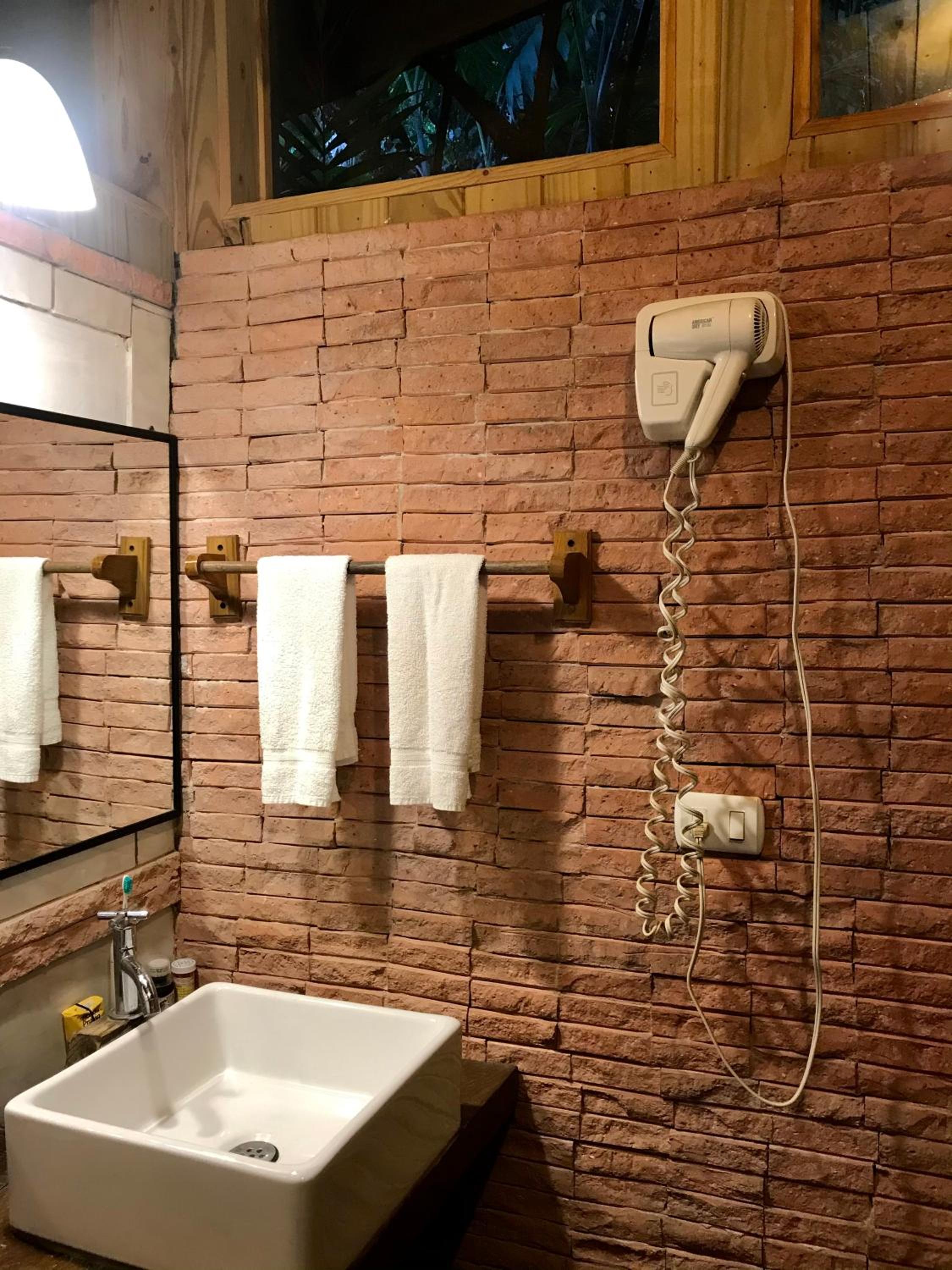 Rustic Cabin photo 2