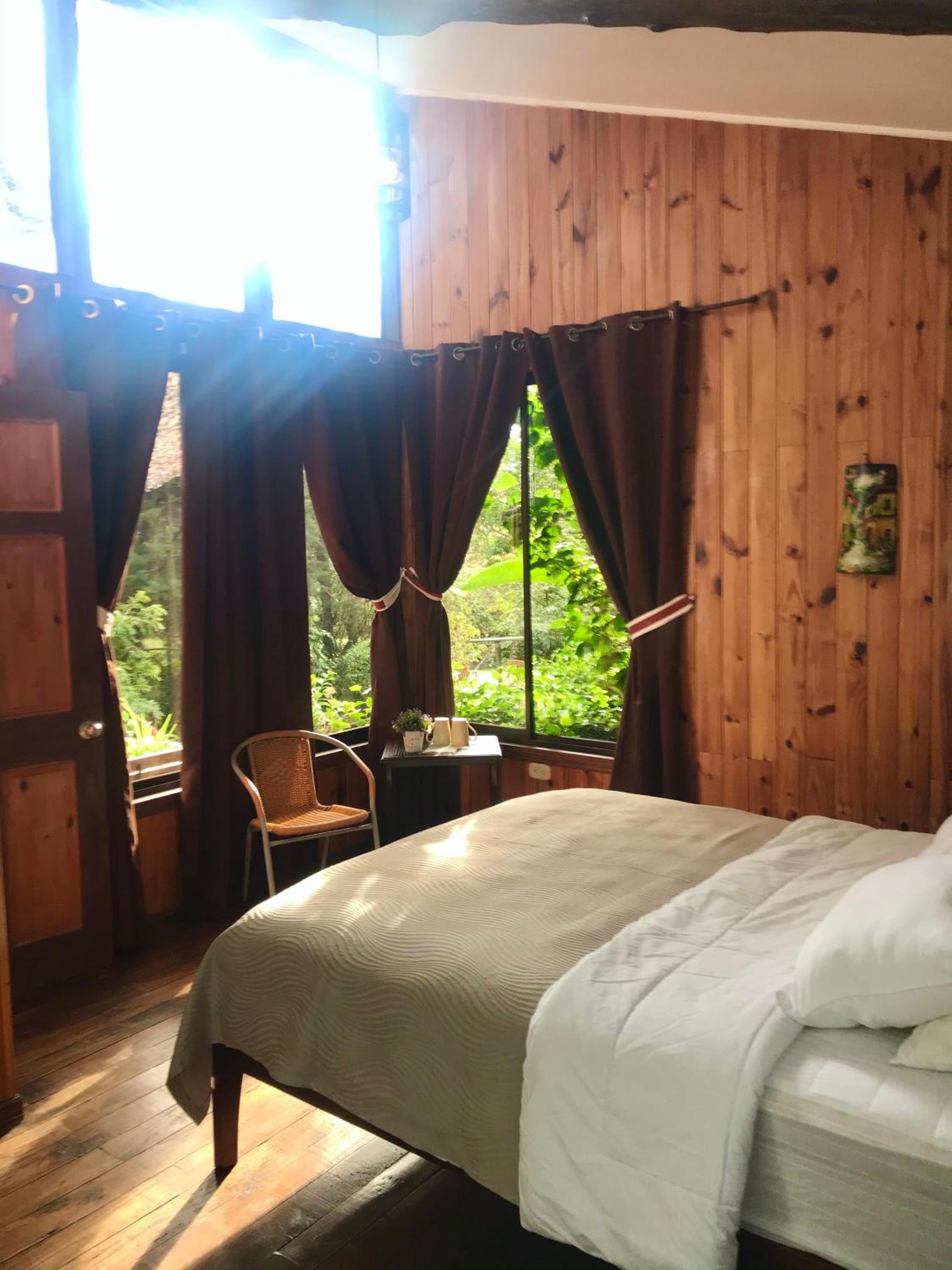 Rustic Cabin photo 3