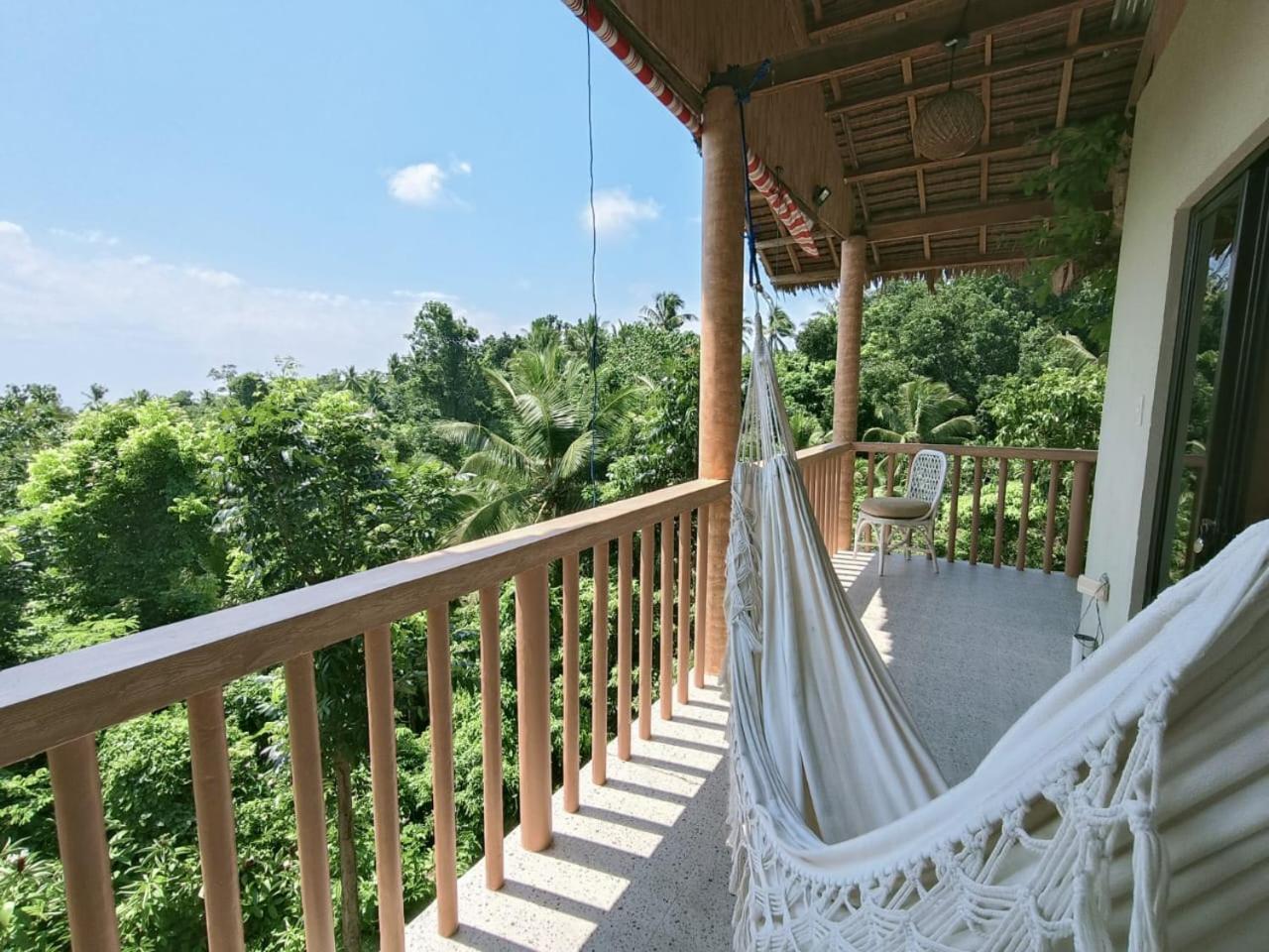 Bungalow with Sea View - Photo 4