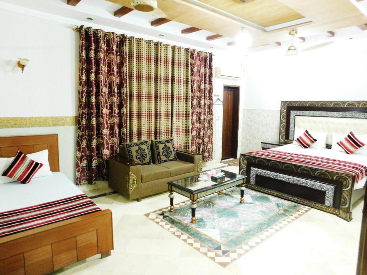 Deluxe Triple Room photo 3
