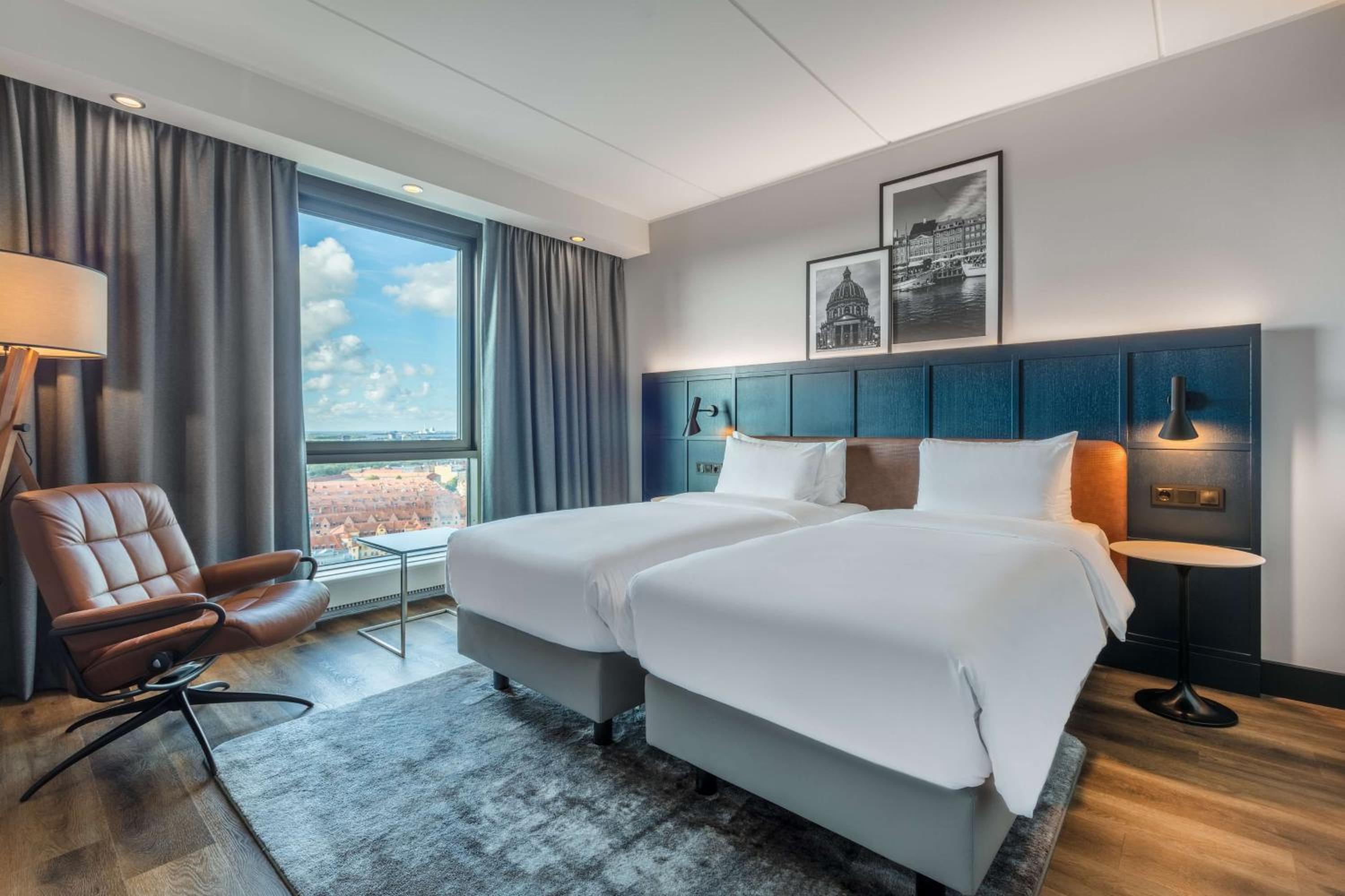 Standard Room thumbnail 6