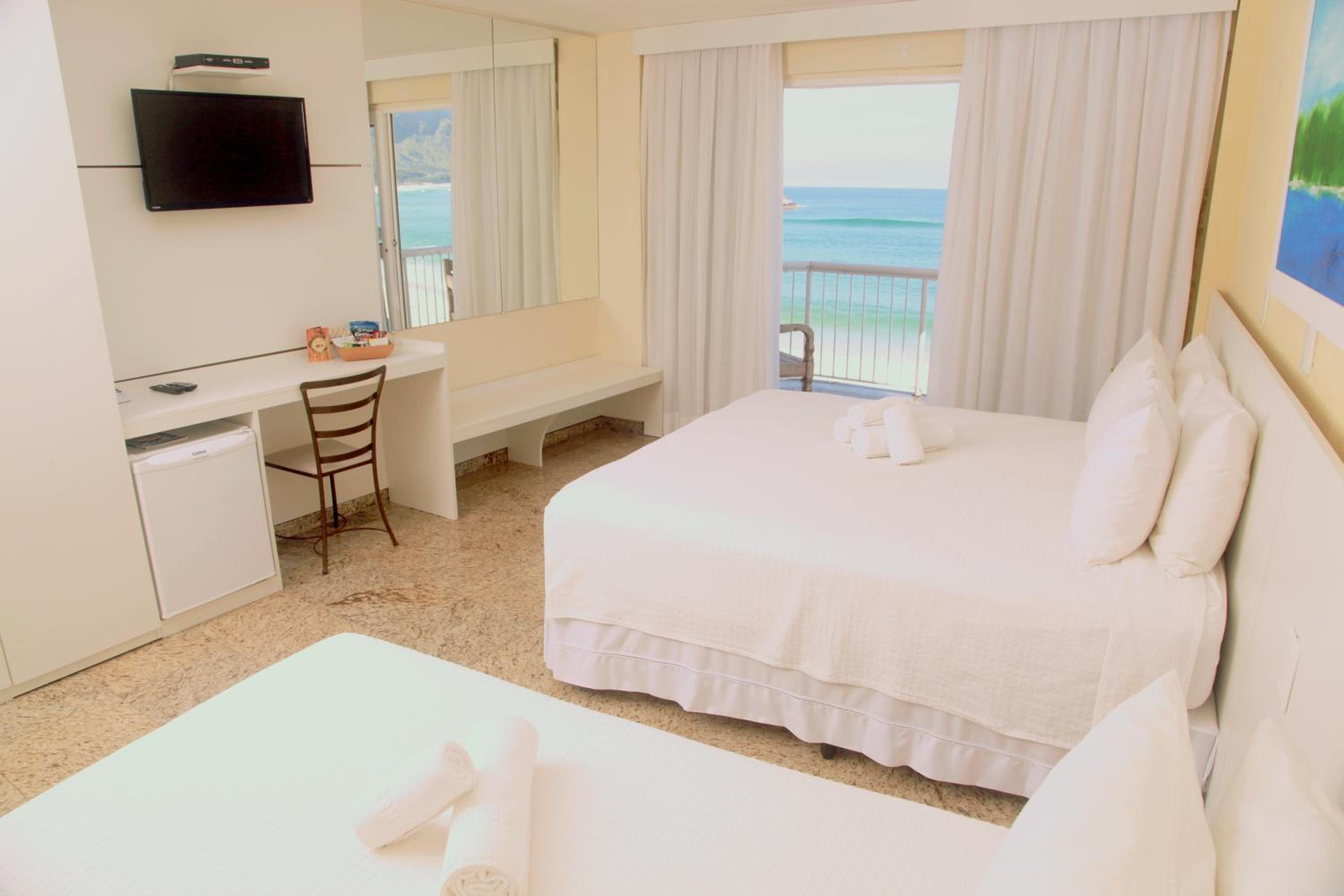 Quadruple Room with Sea View