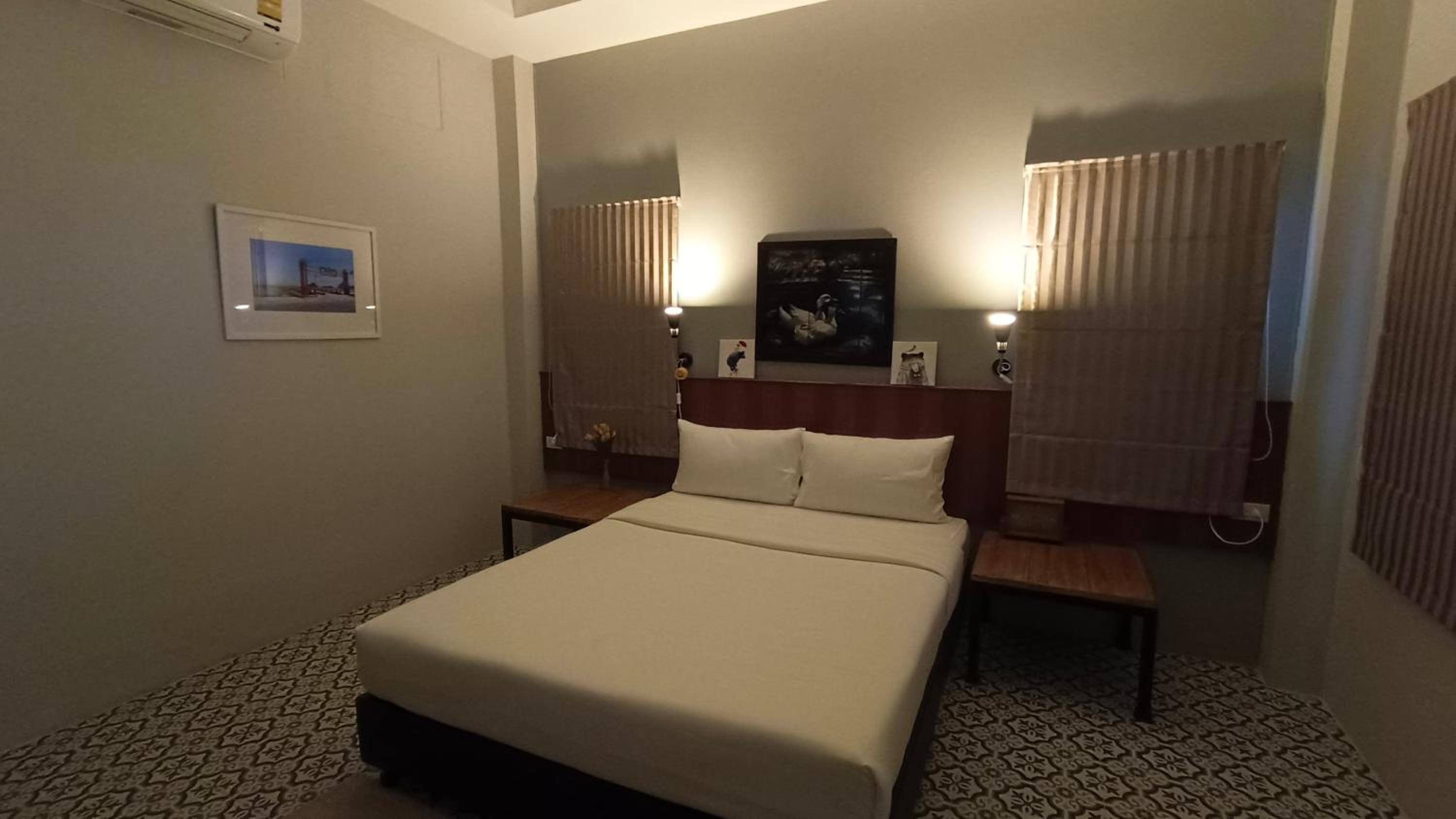 Standard Queen Room photo 3
