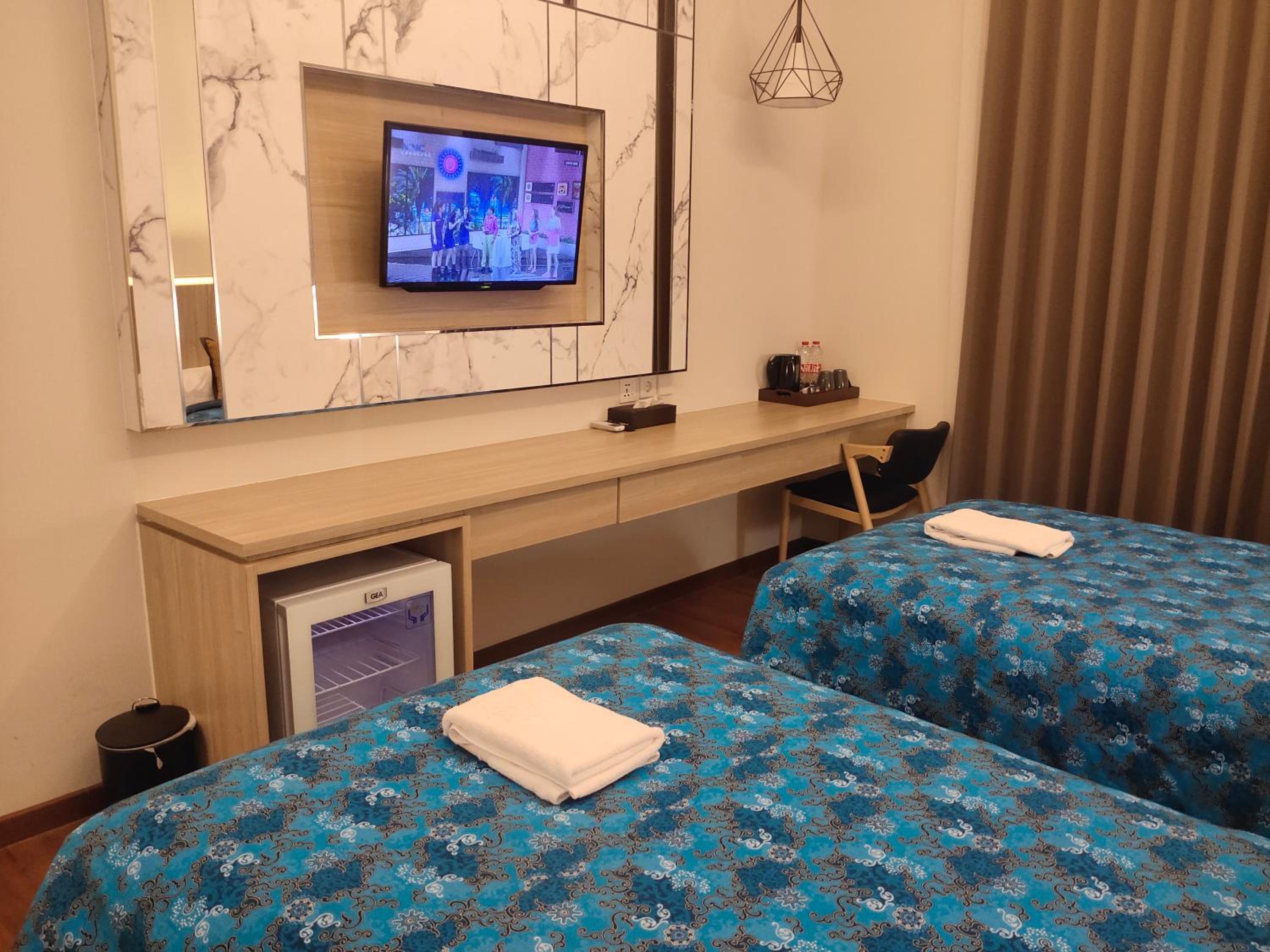 Deluxe Twin Room photo 3