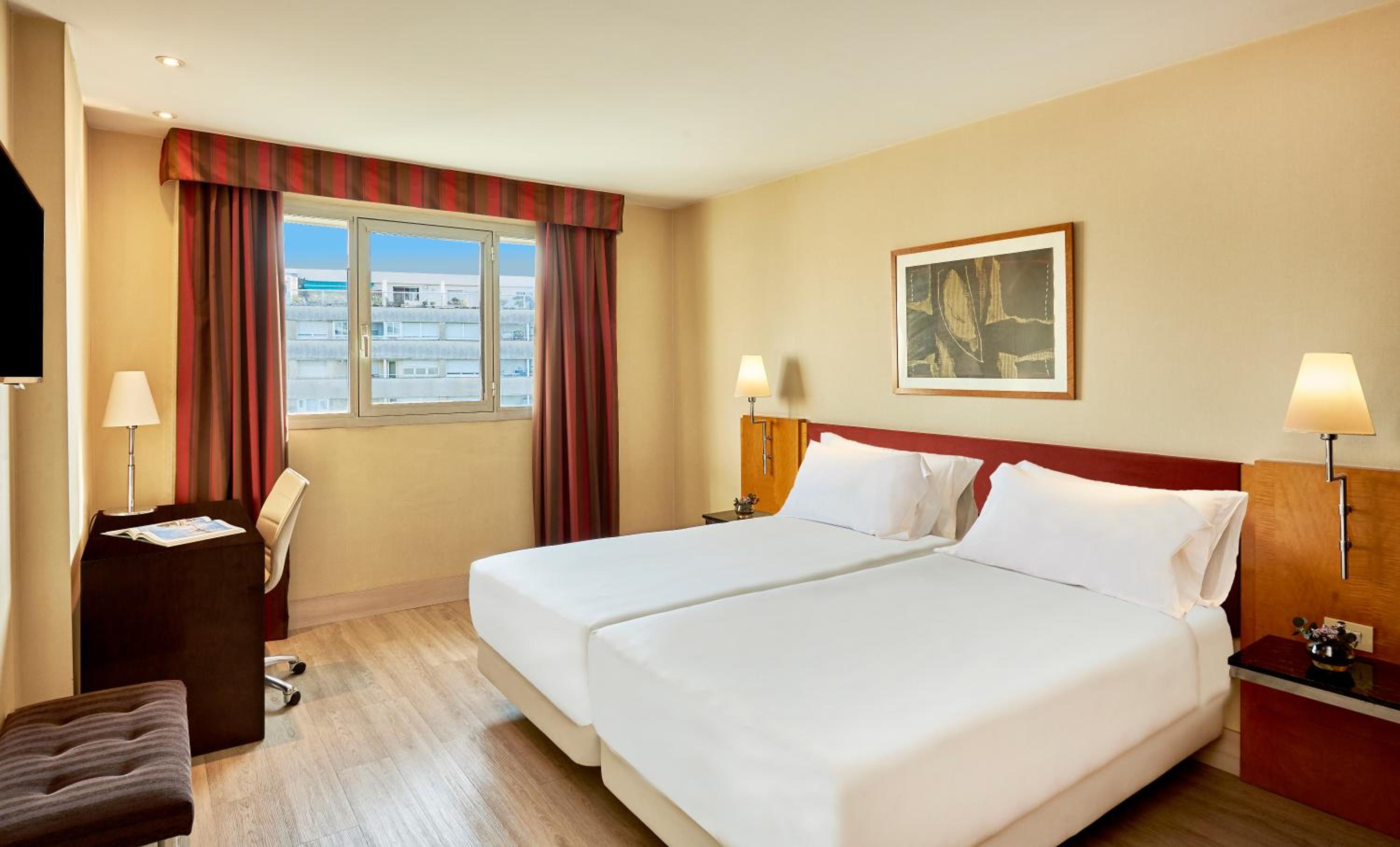 Standard Double or Twin Room - Photo 2