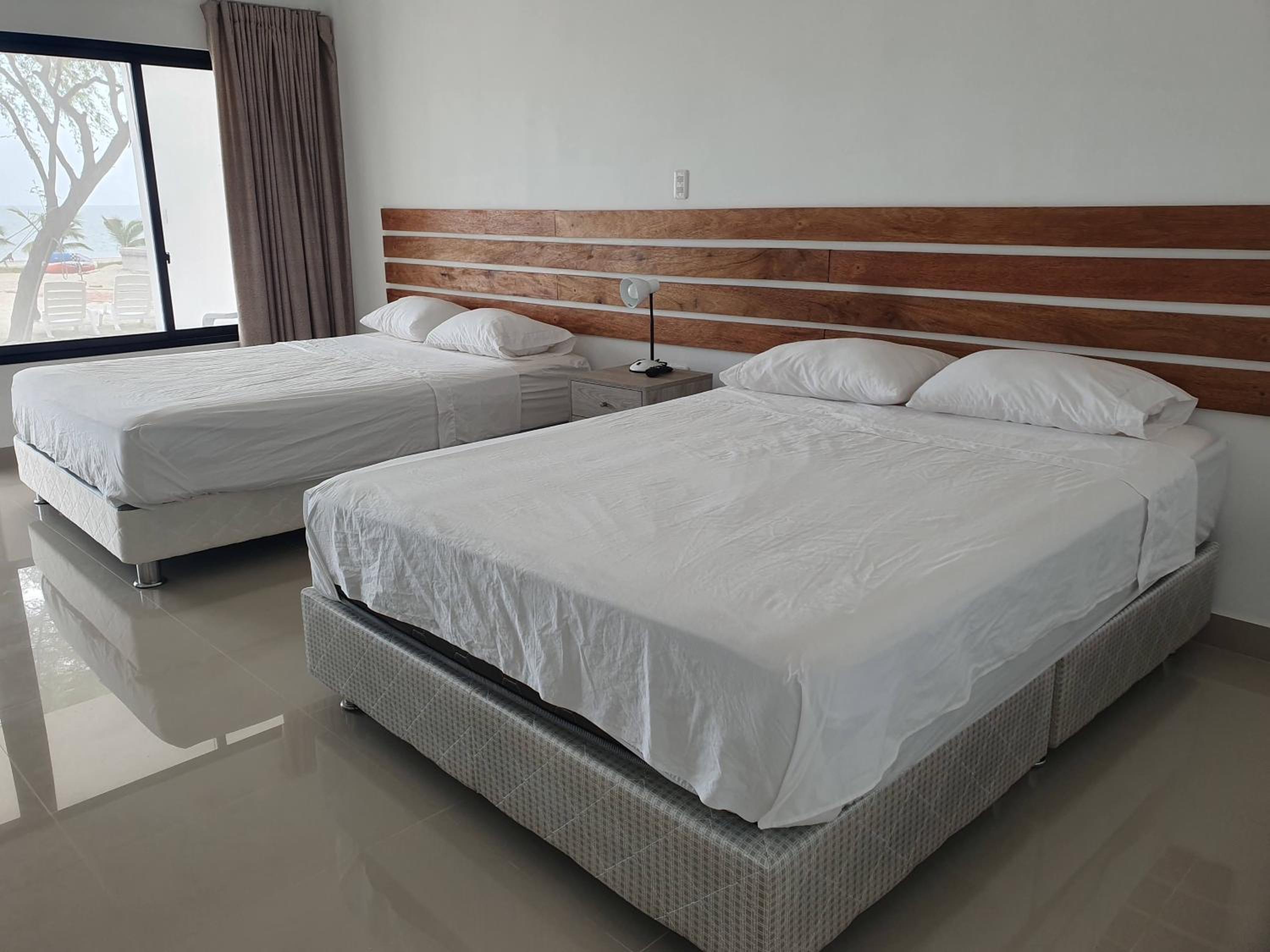 Quadruple Room with Sea View photo 1