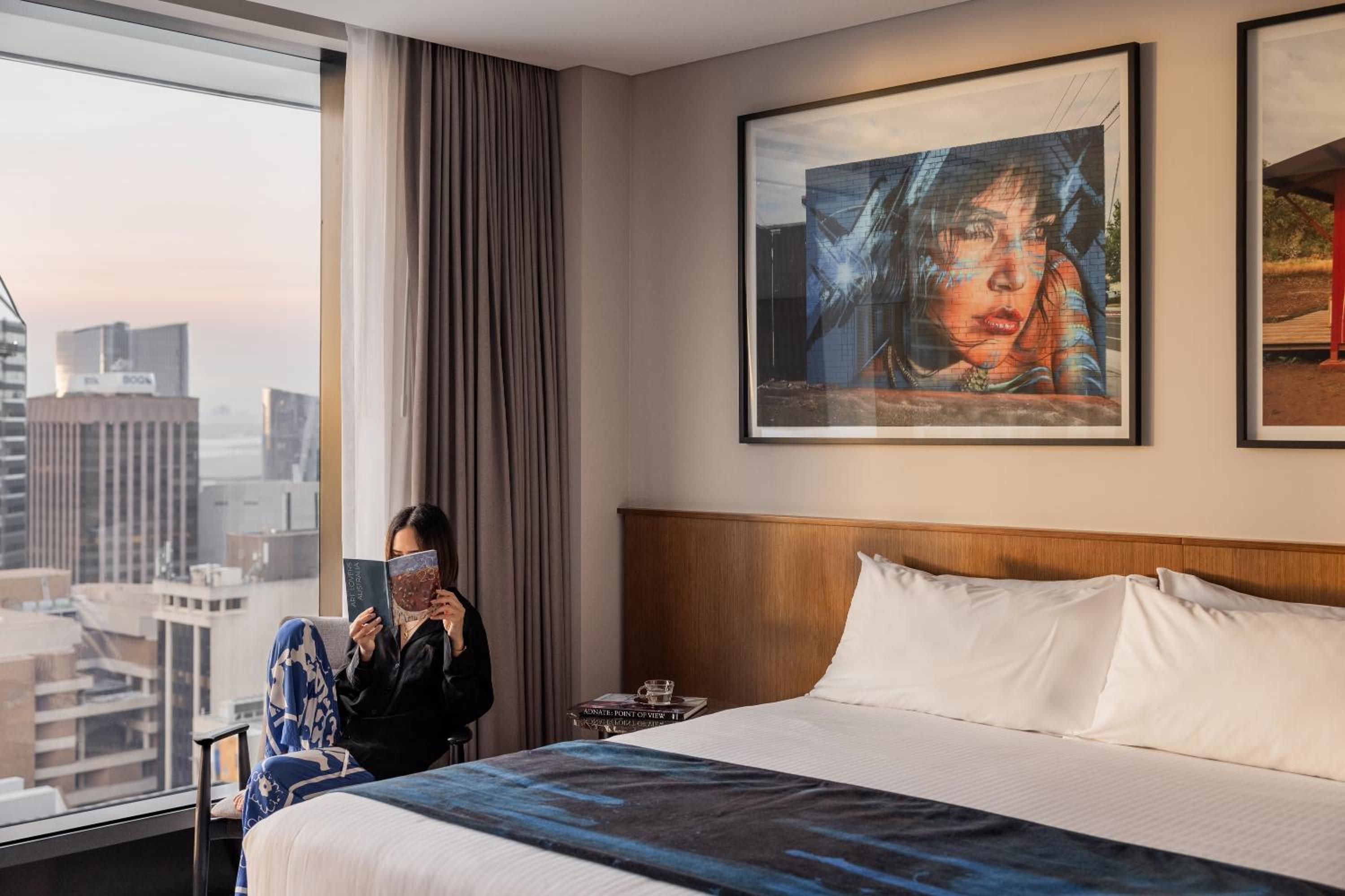 Premium Adnate King - Photo 3