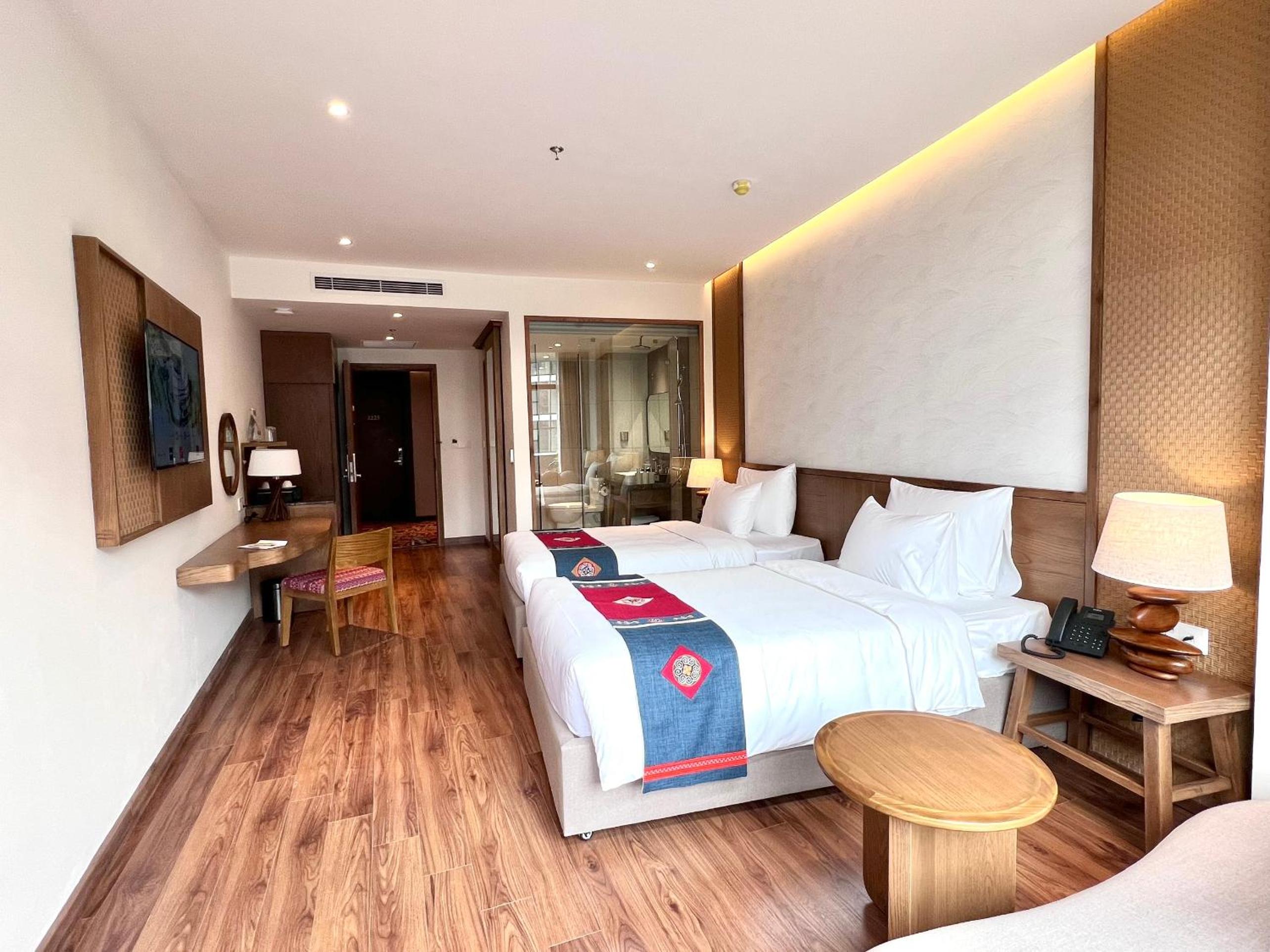 Deluxe Double Room with Garden View - Photo 5