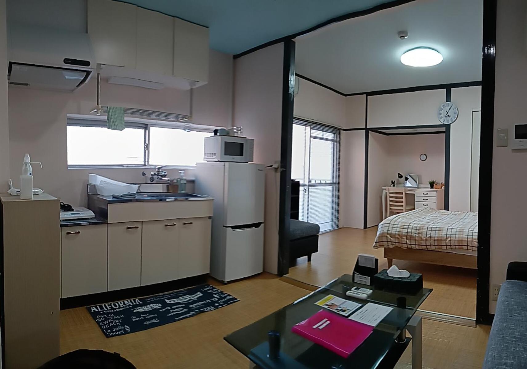 One-Bedroom Apartment - Photo 9