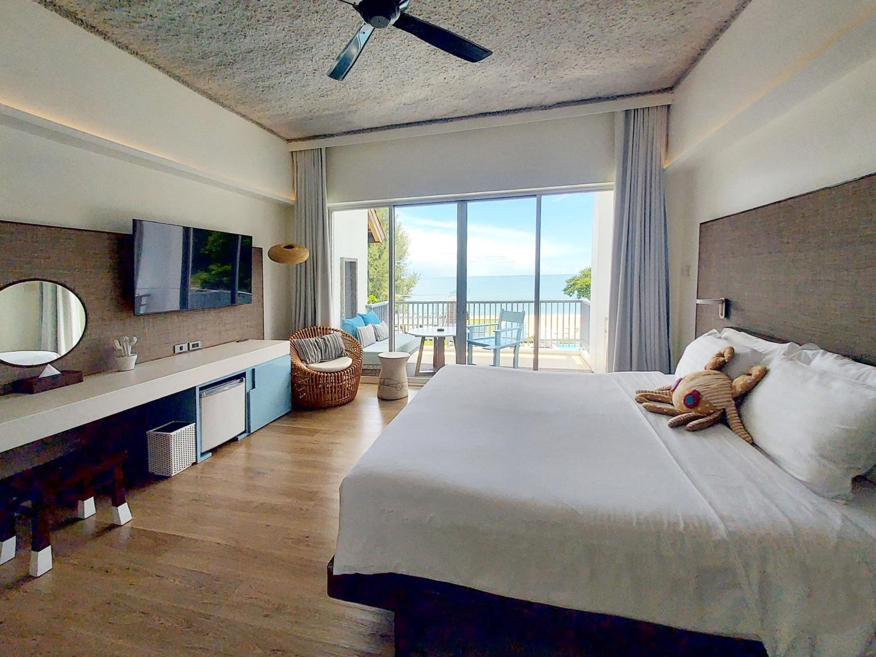 Deluxe Double Room with Sea View