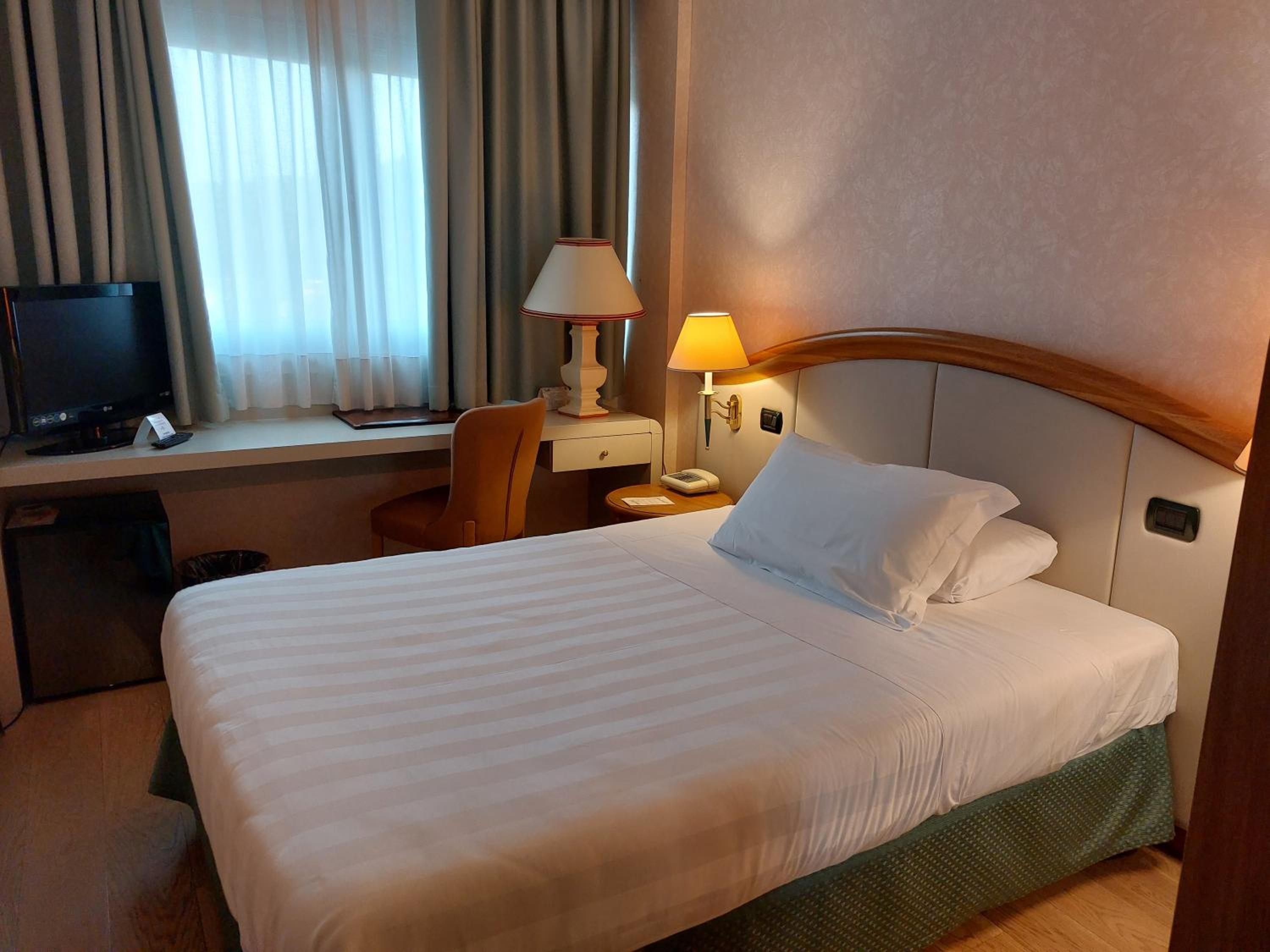 Superior Single Room