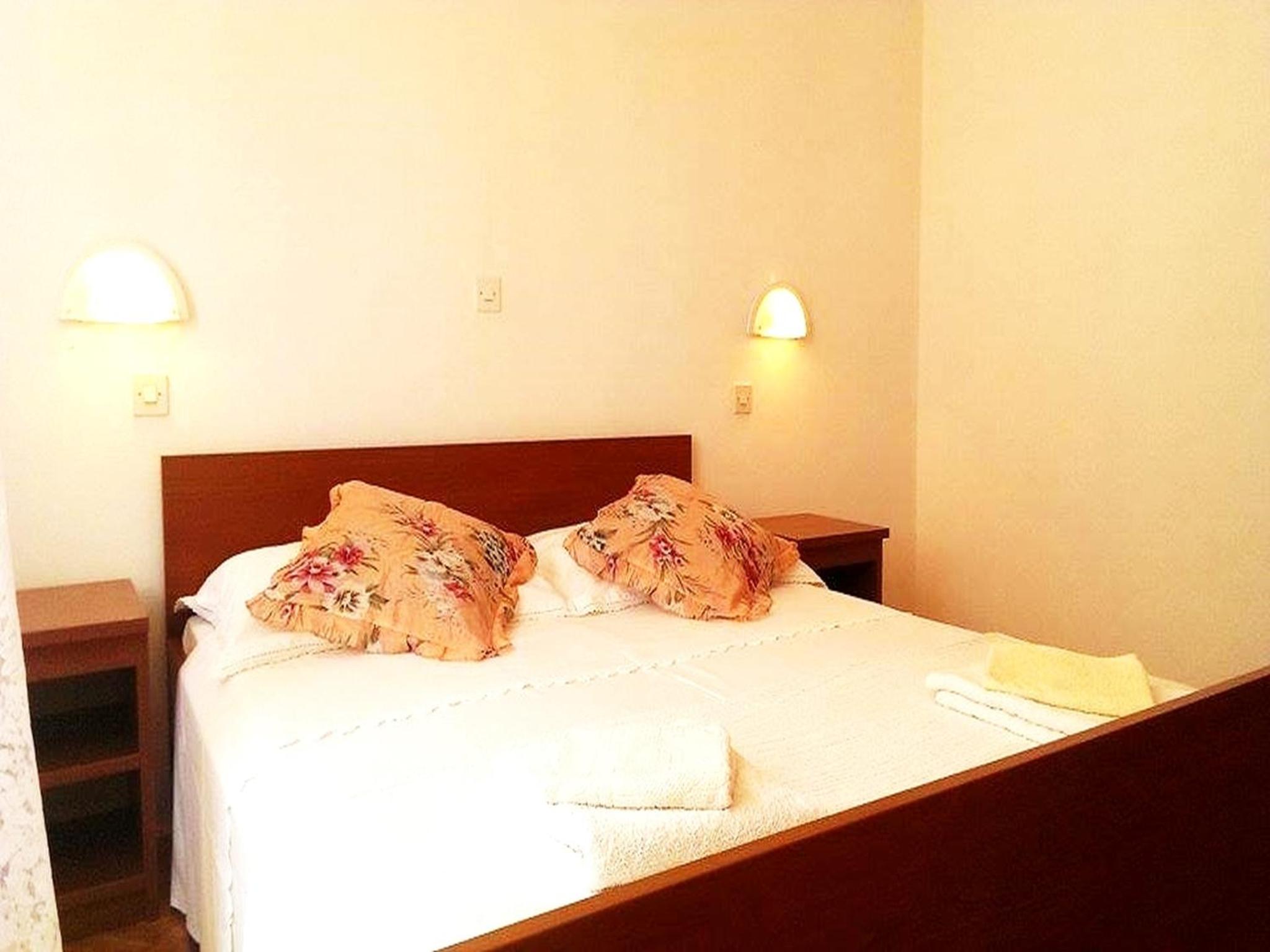 Family One-Bedroom Apartment with Sea View