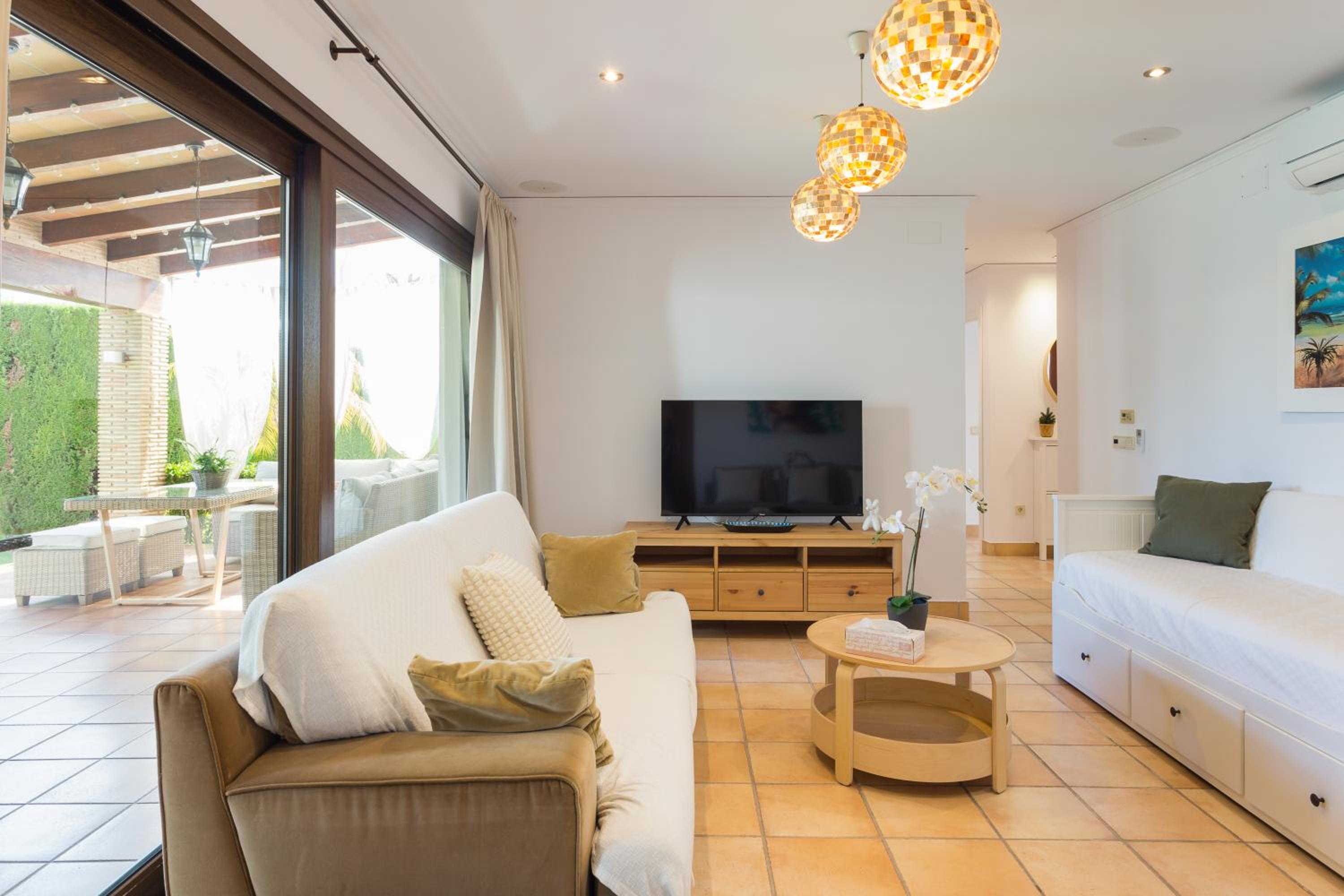 Apartamento con vista a la piscina