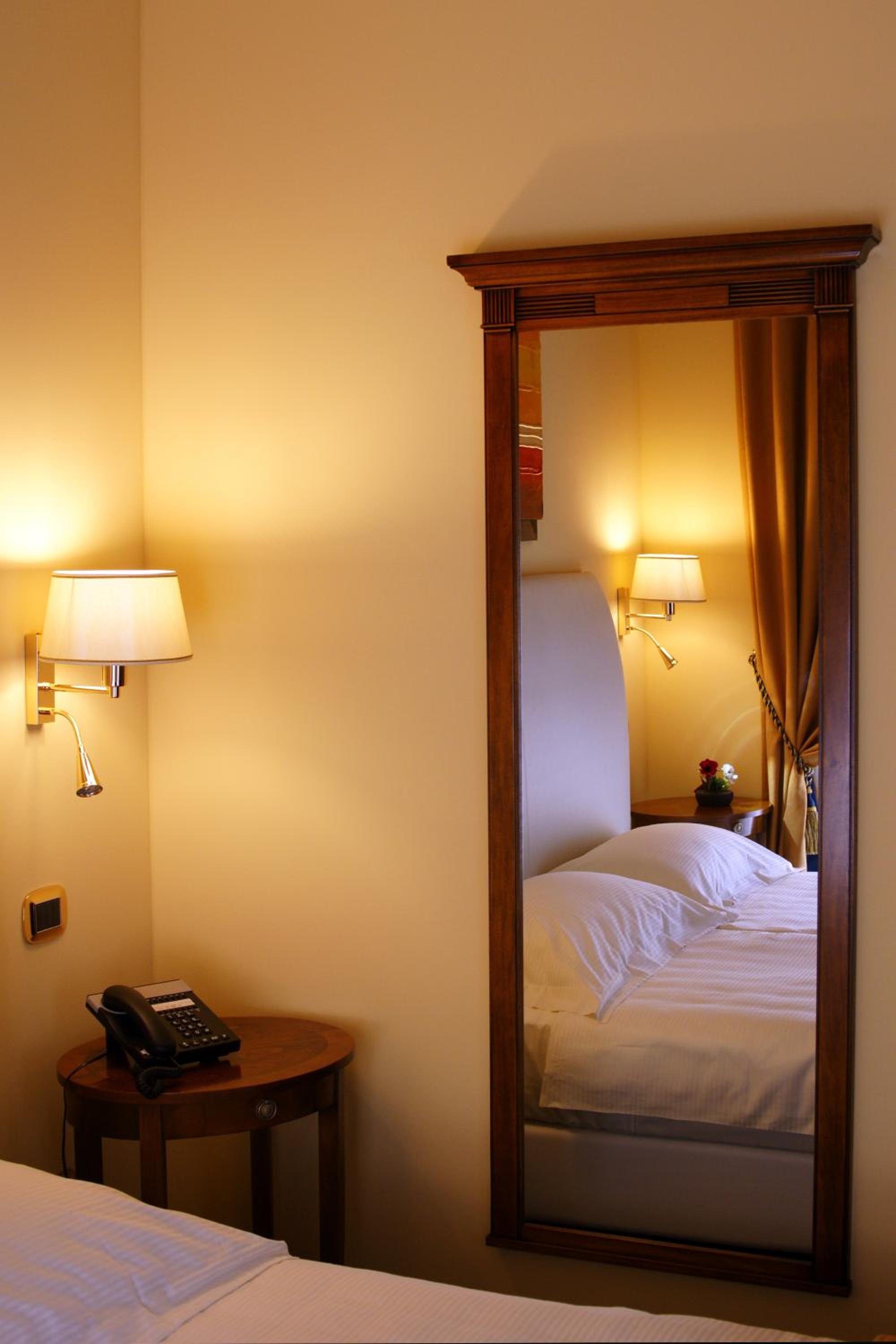Standard Double Room photo 1
