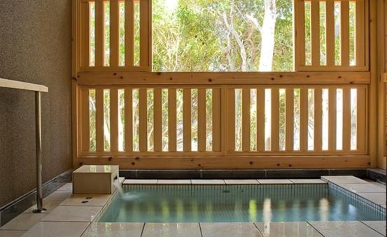 Ocean Suite - Photo 3