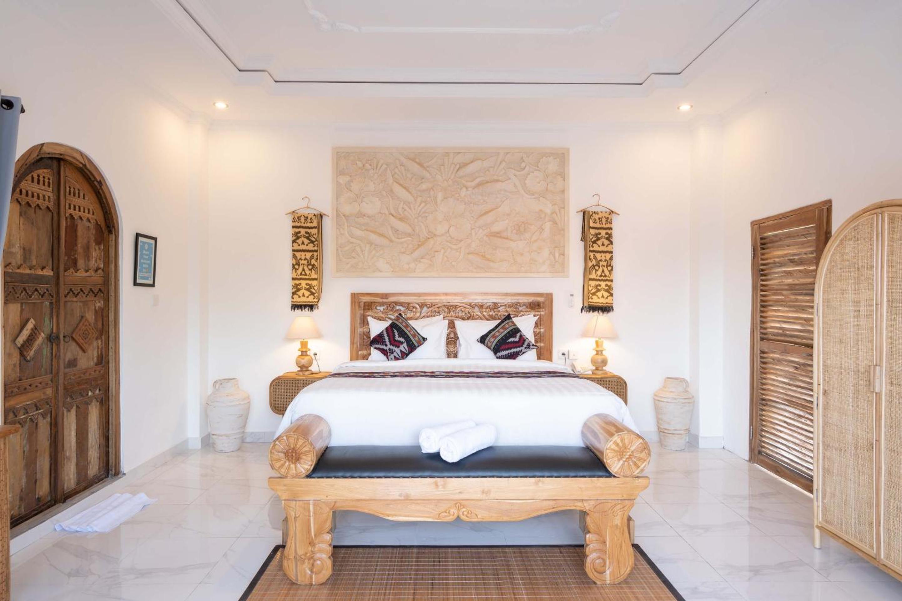 Suite Room with Plunge Pool - Photo 7