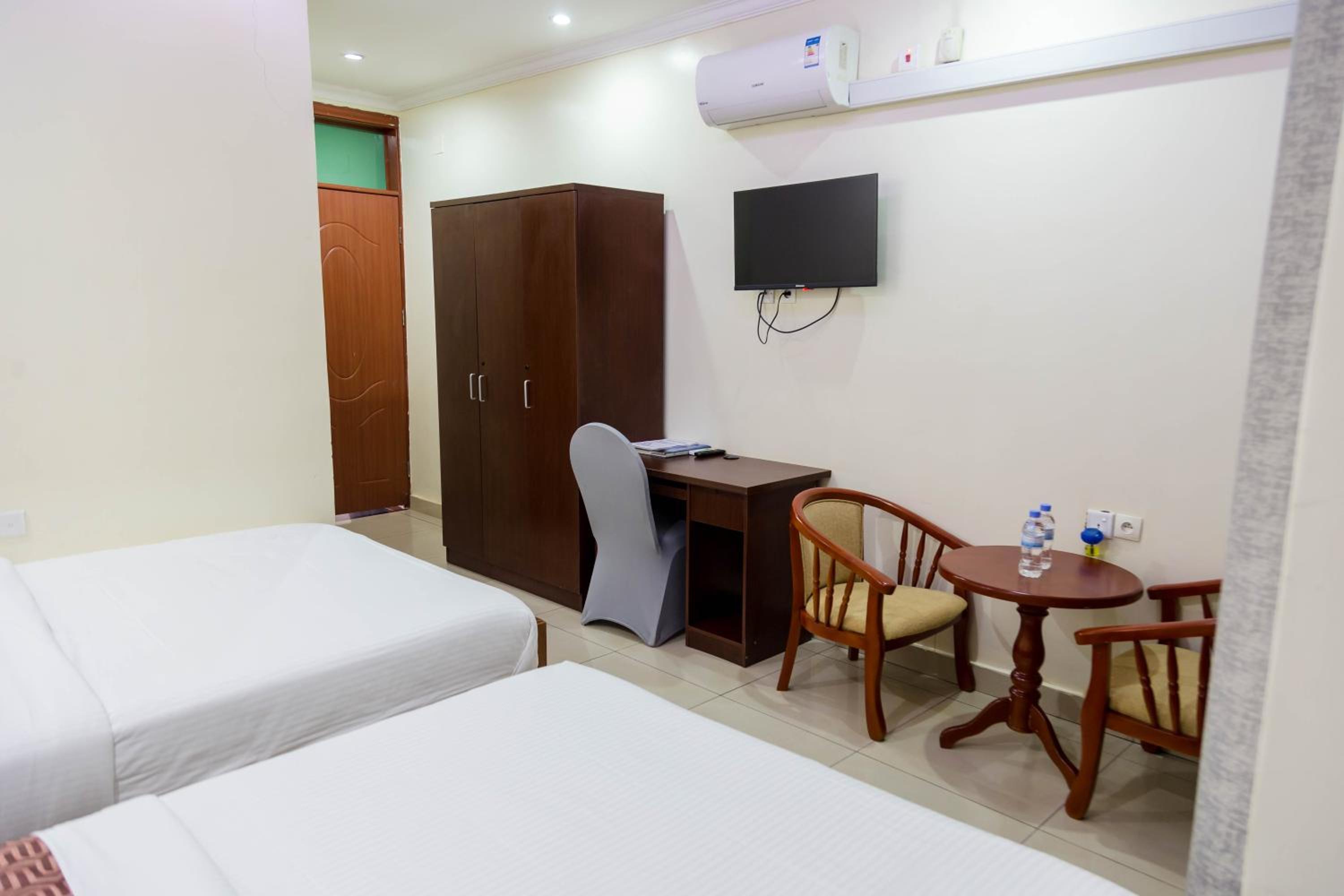 Twin Room photo 2
