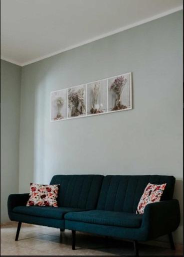 Three-Bedroom Apartment photo 1