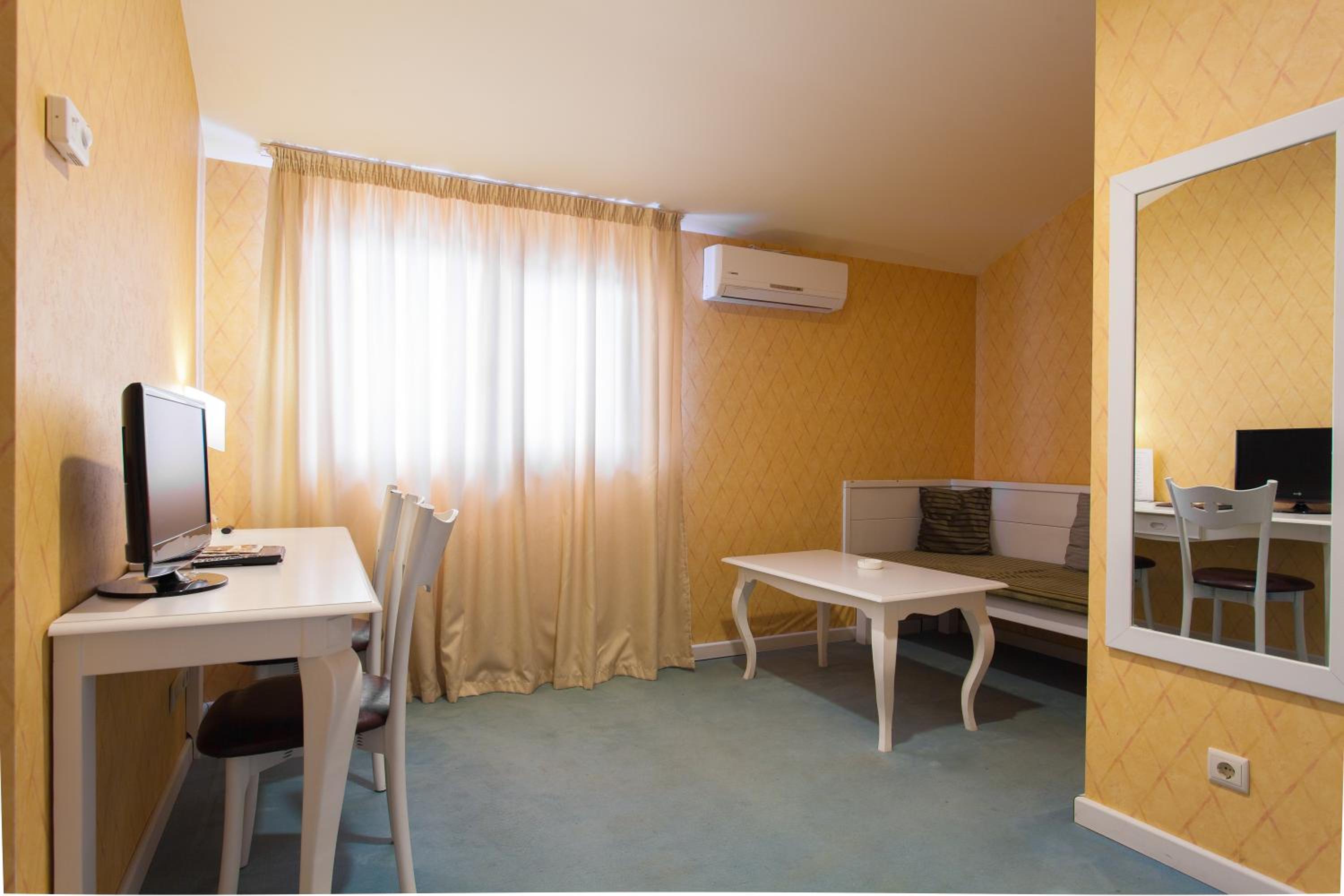Superior King Room photo 3