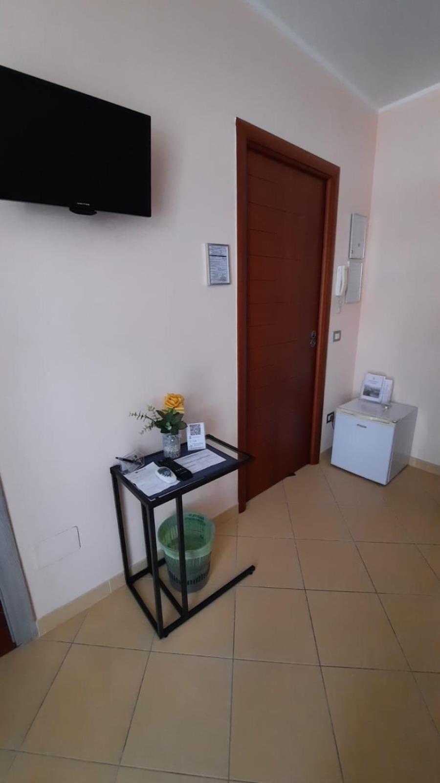 Standard Double or Twin Room photo 2