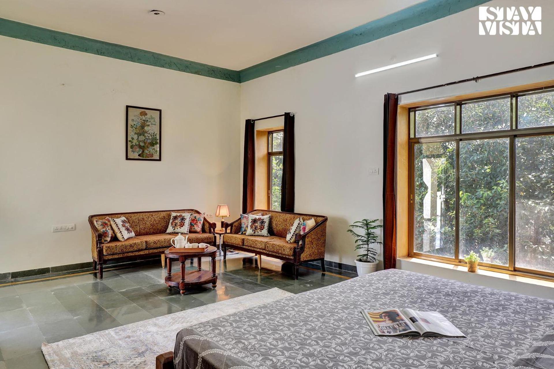 Villa photo 2