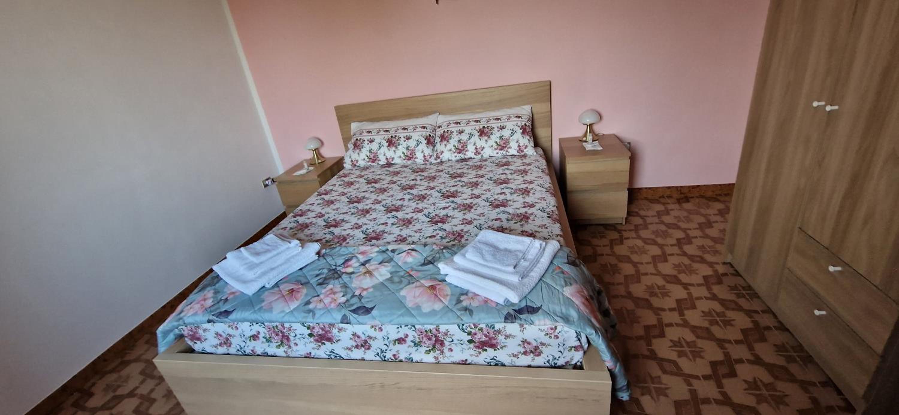 Double Room with Mountain View