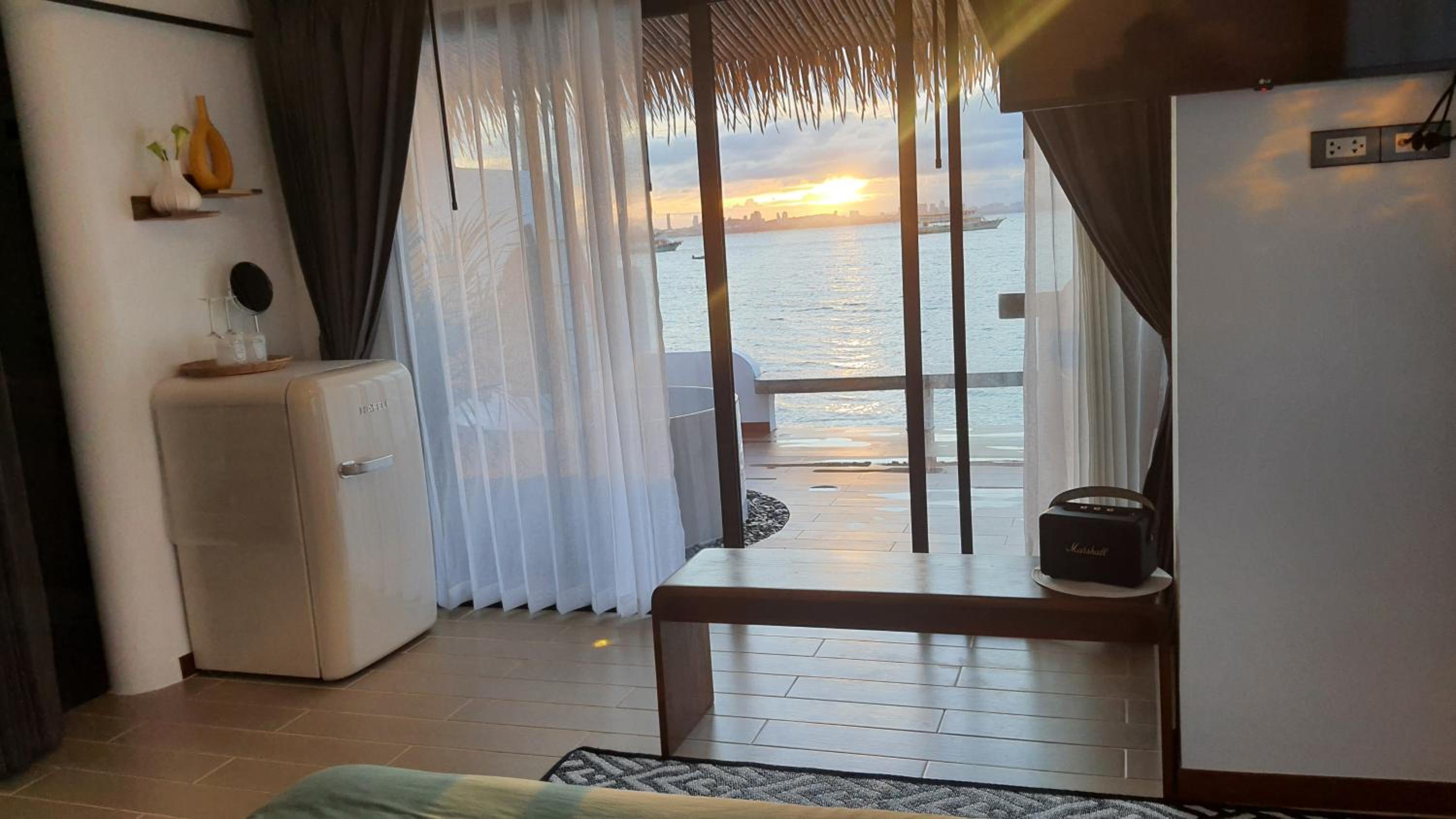 King Suite with Sea View - Photo 1