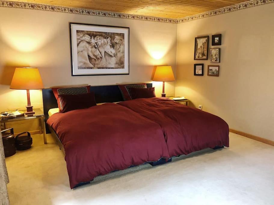 Three-Bedroom House photo 1