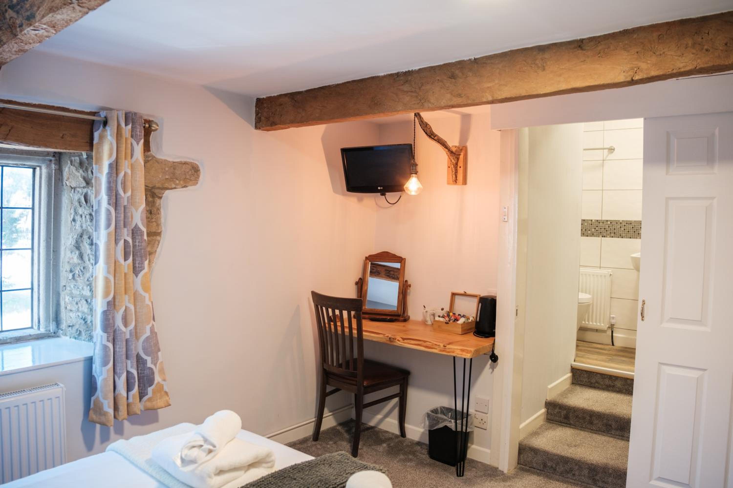 Standard Double Room - Photo 5