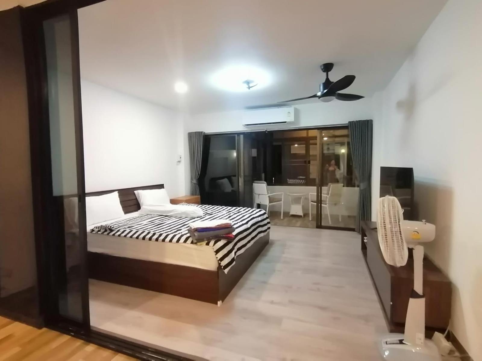 Apartment with Balcony
