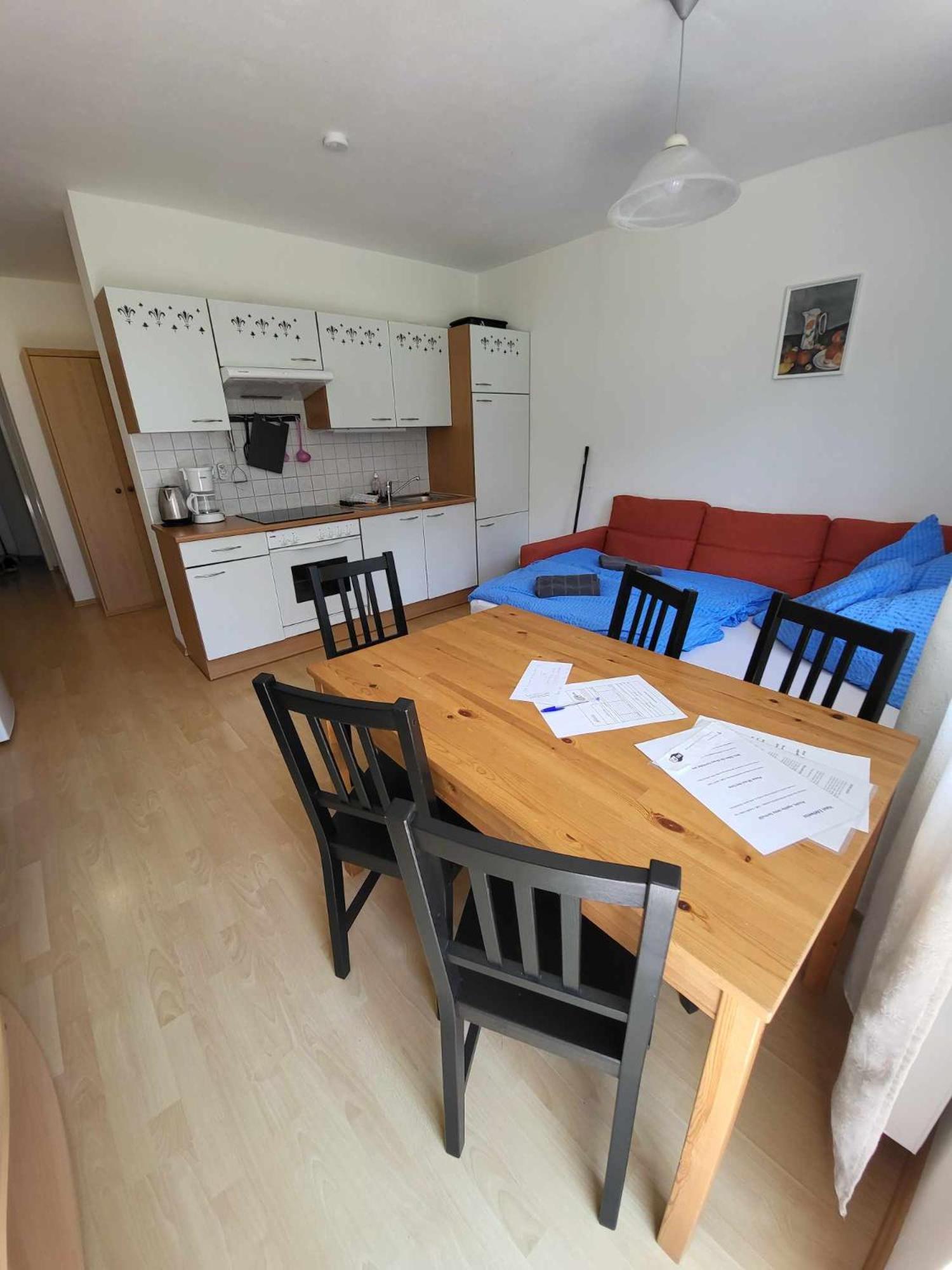 One-Bedroom Apartment - Photo 7