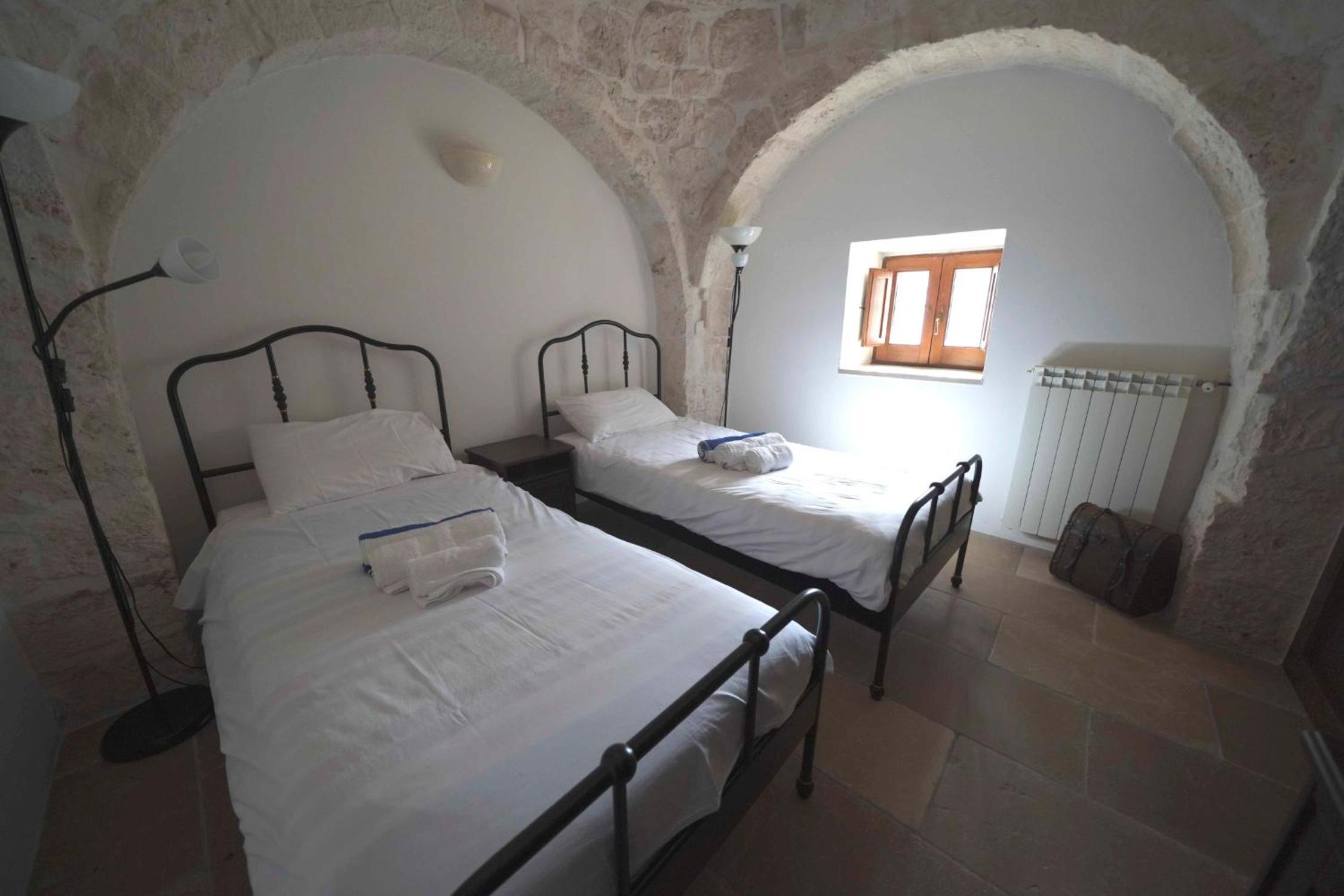 Three-Bedroom House photo 3