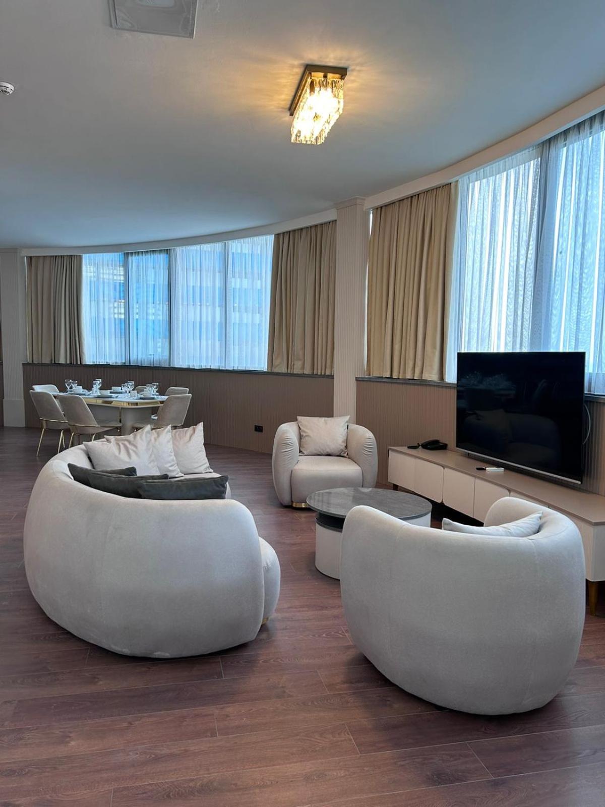 King Suite with Sea View