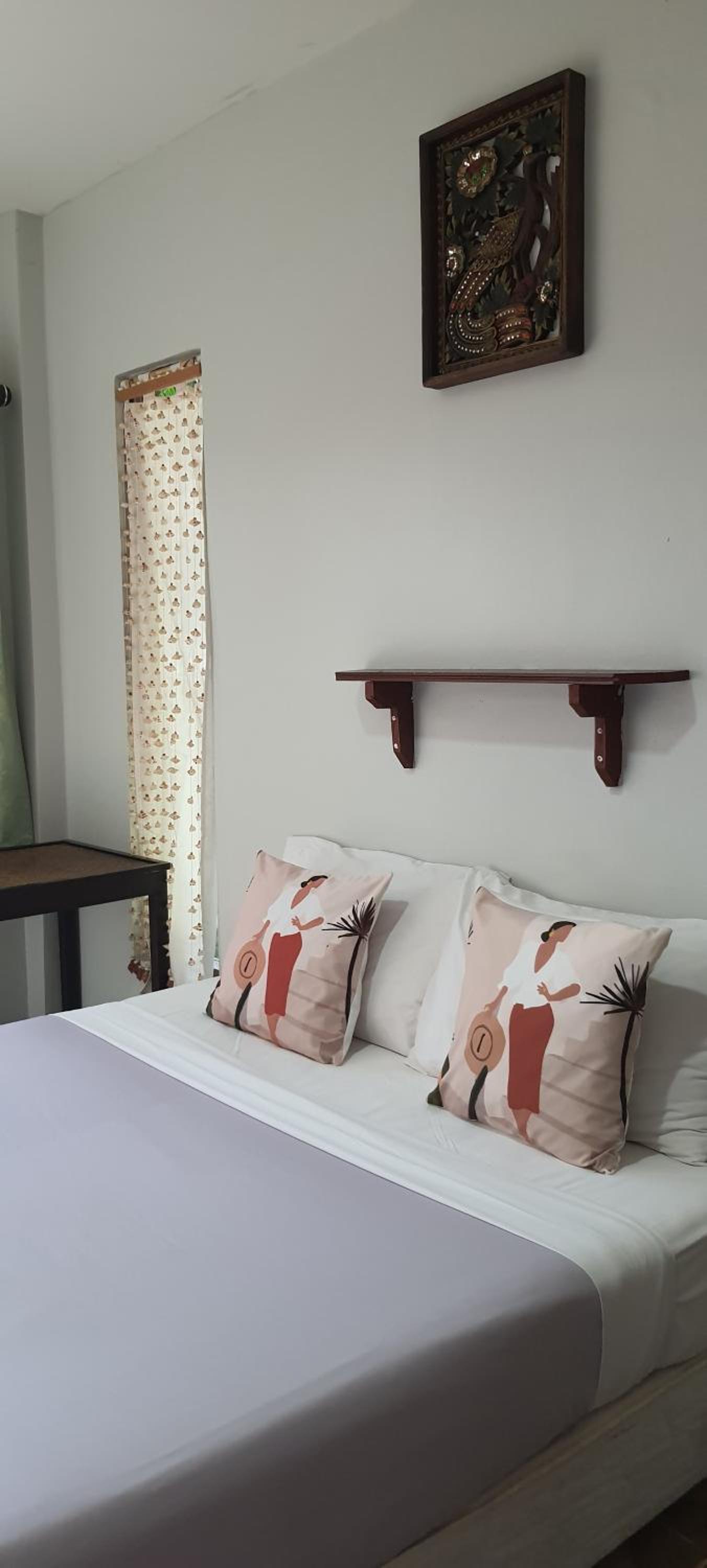 Standard Double Room with Private Bathroom - Photo 4