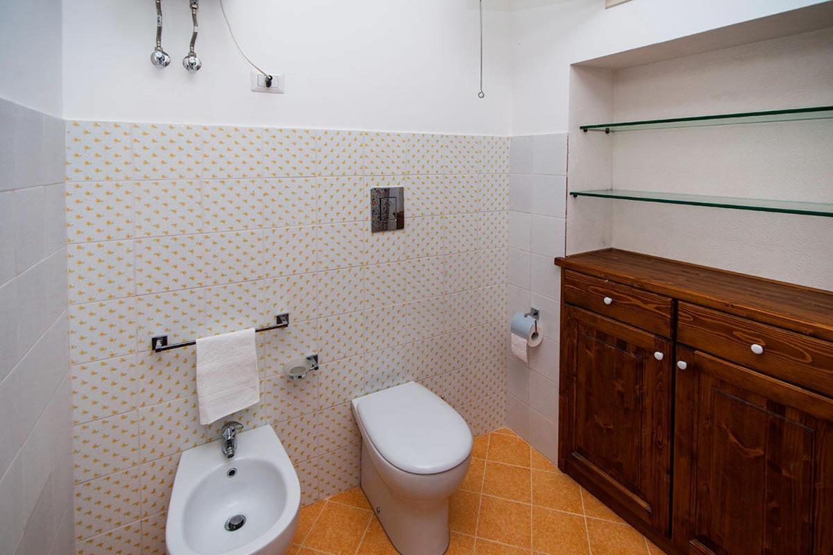 One-Bedroom House photo 3