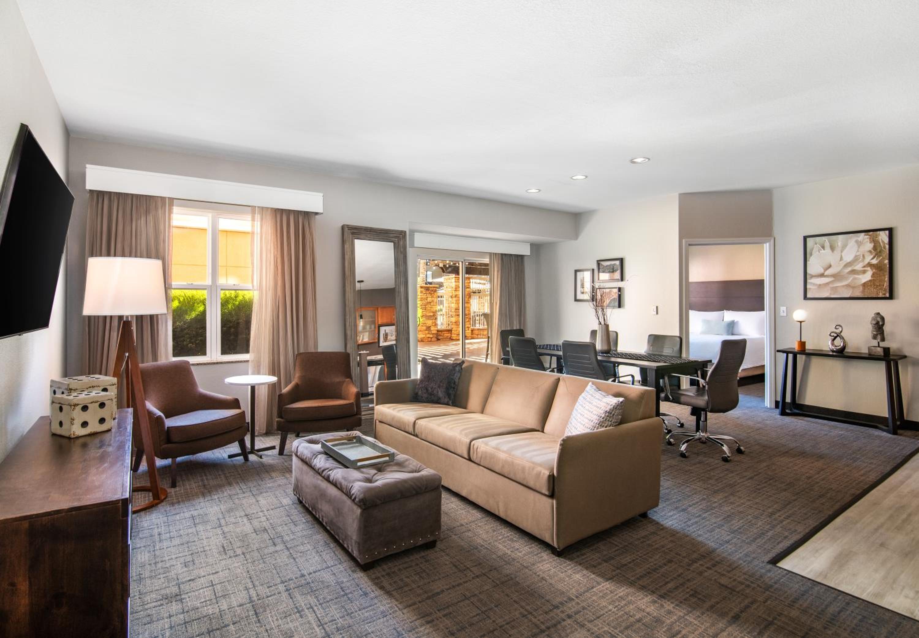 Two-Bedroom Suite with Sofa Bed - Photo 6