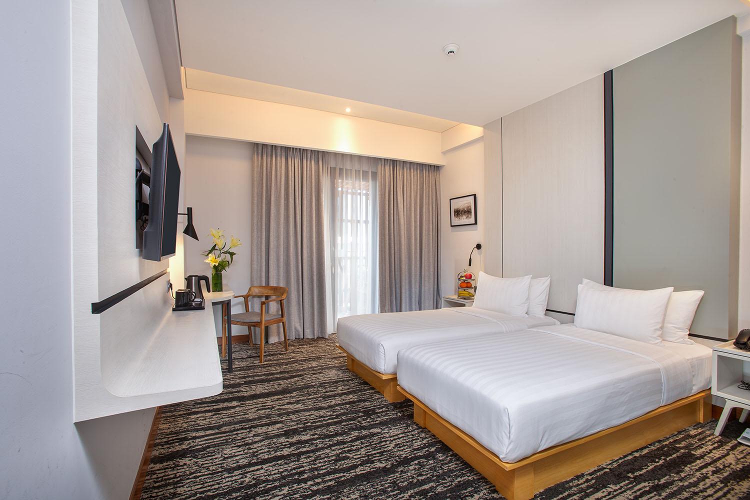Double or Twin Room with Terrace - Photo 11