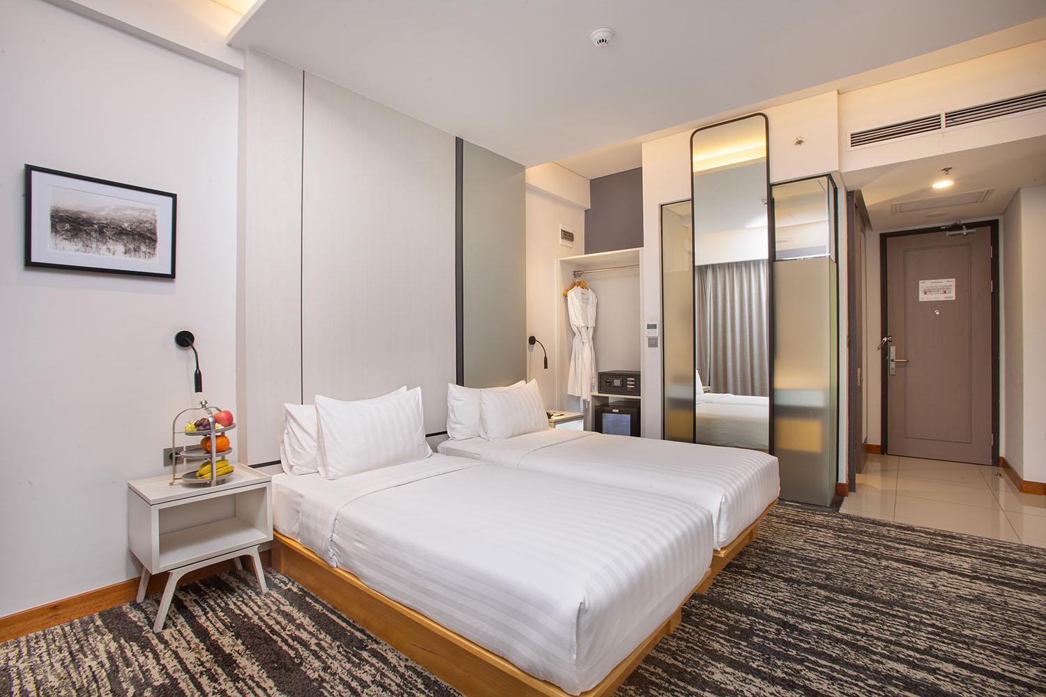 Double or Twin Room with Terrace - Photo 10