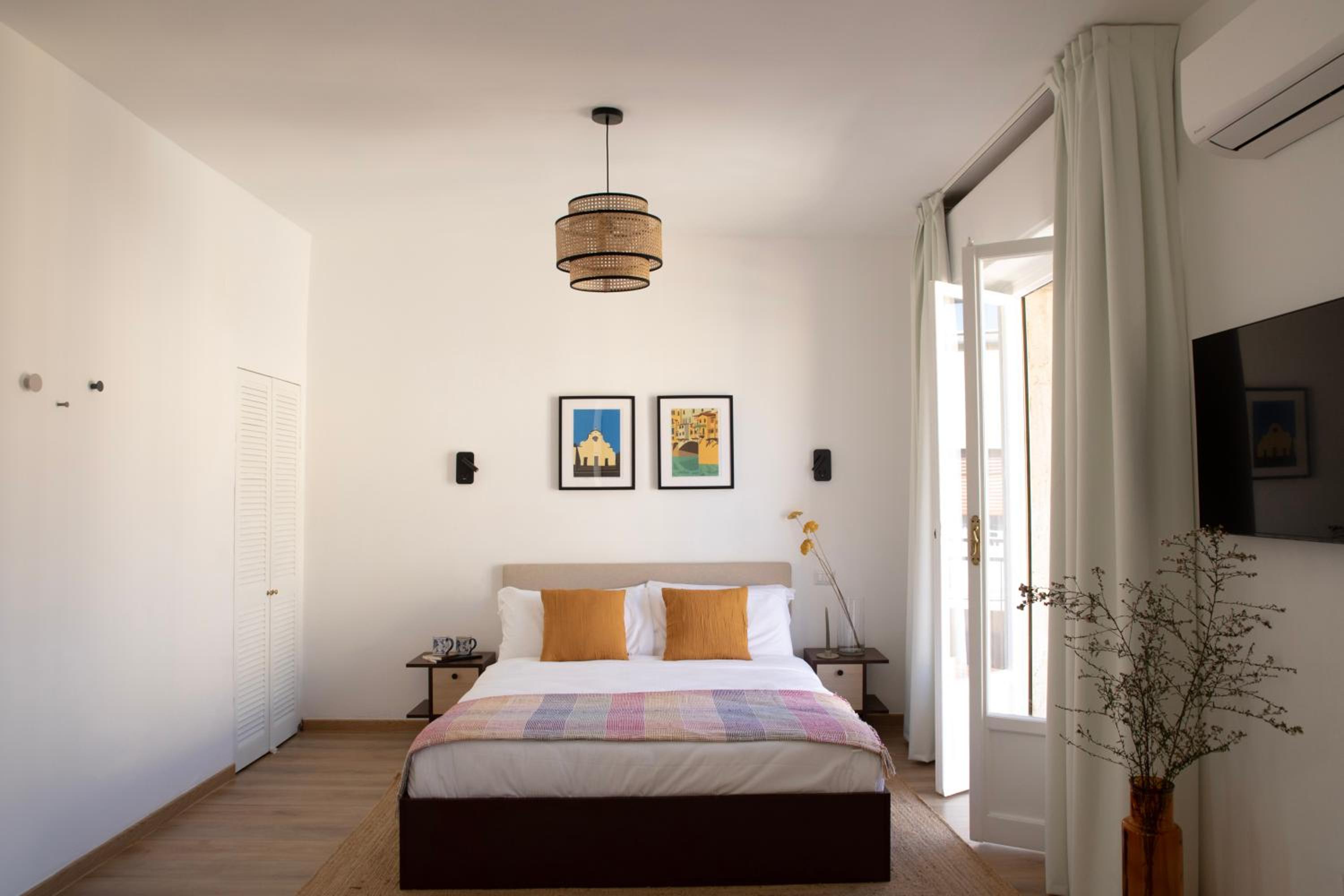 Spacious Studio - Balcony with Kitchen photo 1
