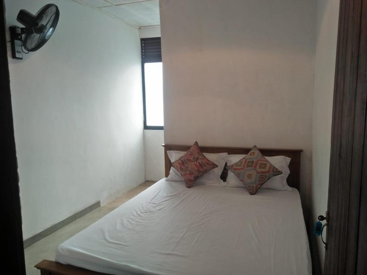 Double Room with Private Bathroom photo 2