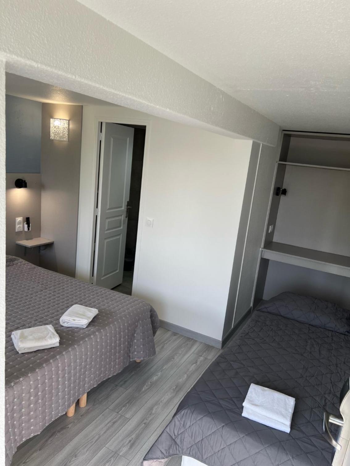 Superior Double Room - Photo 8