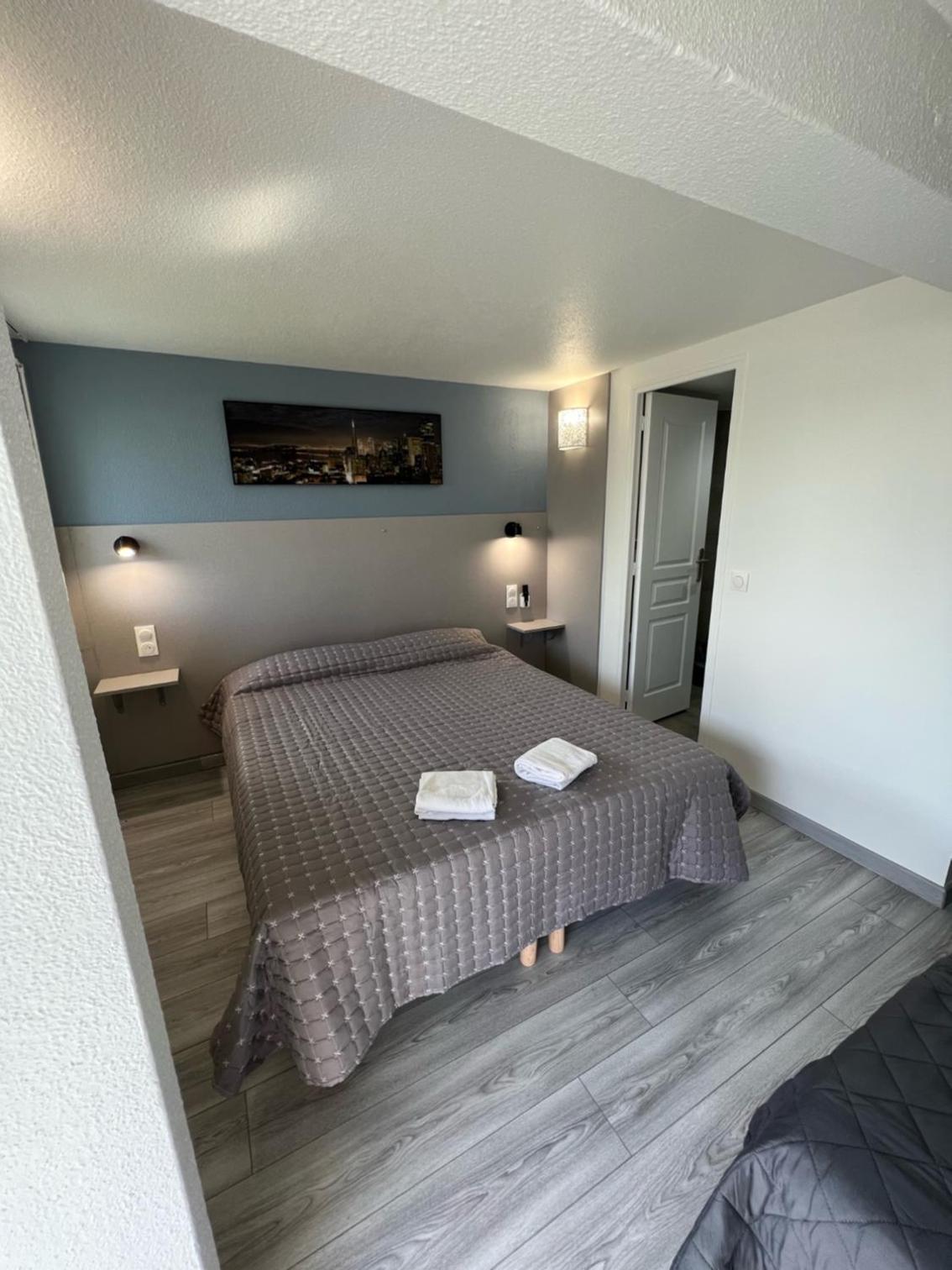 Superior Double Room - Photo 3