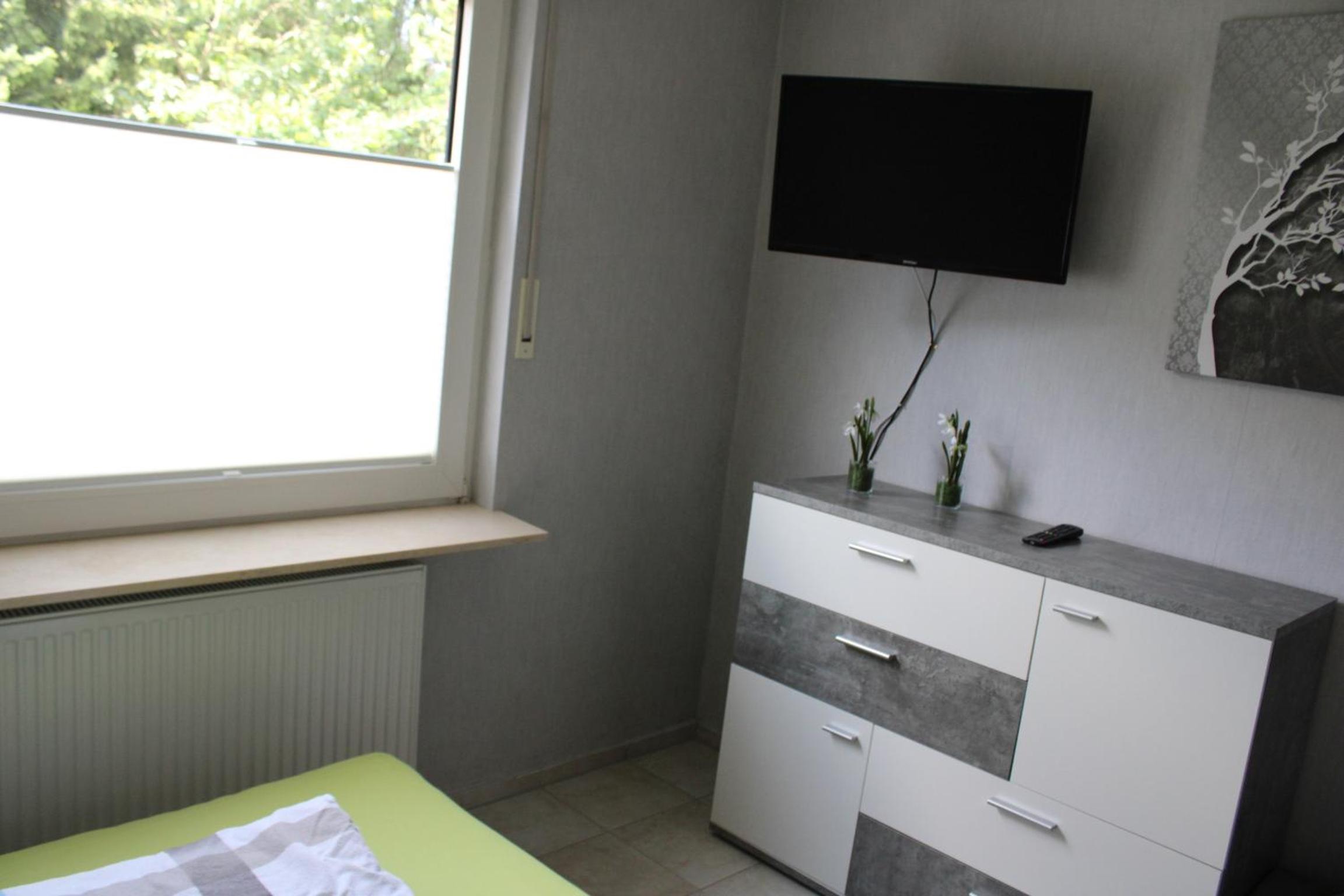 Apartment photo 2