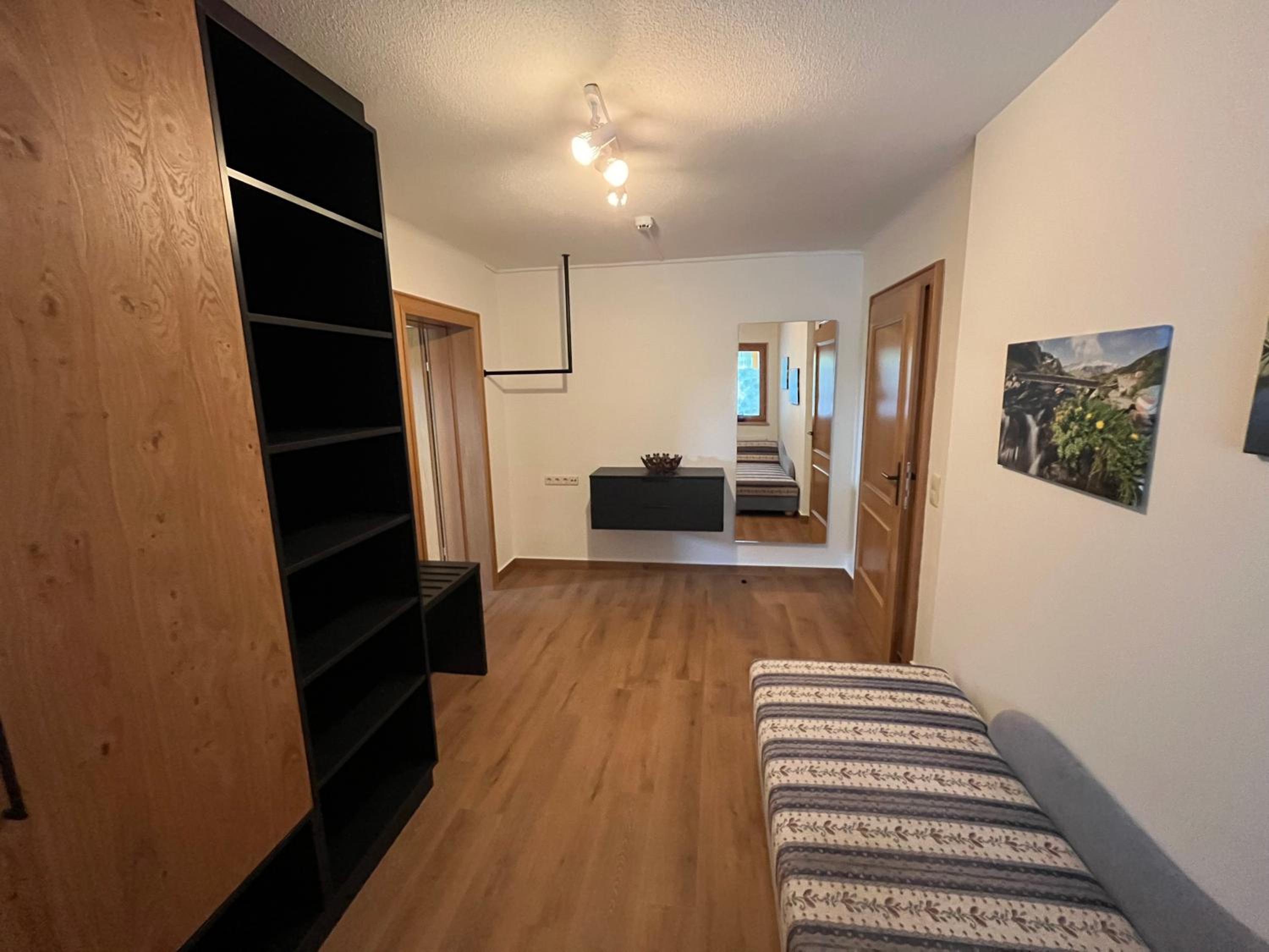 Apartment photo 3