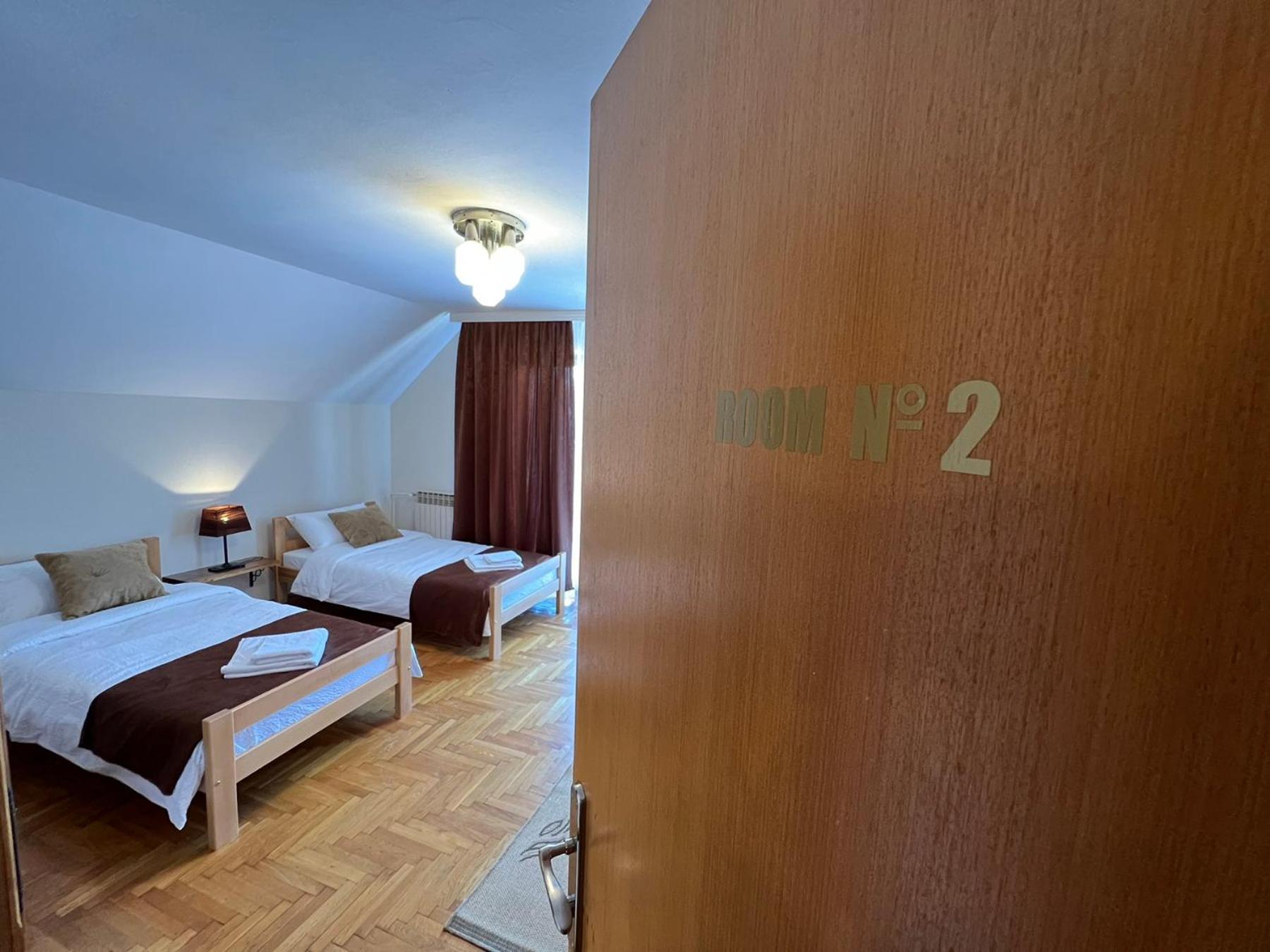 Villa photo 3