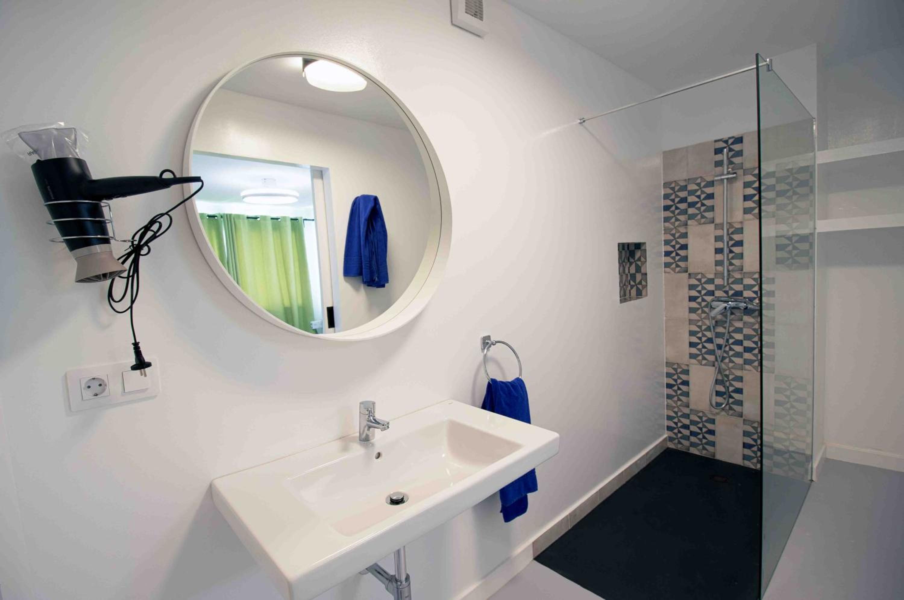 Double Room - Photo 3