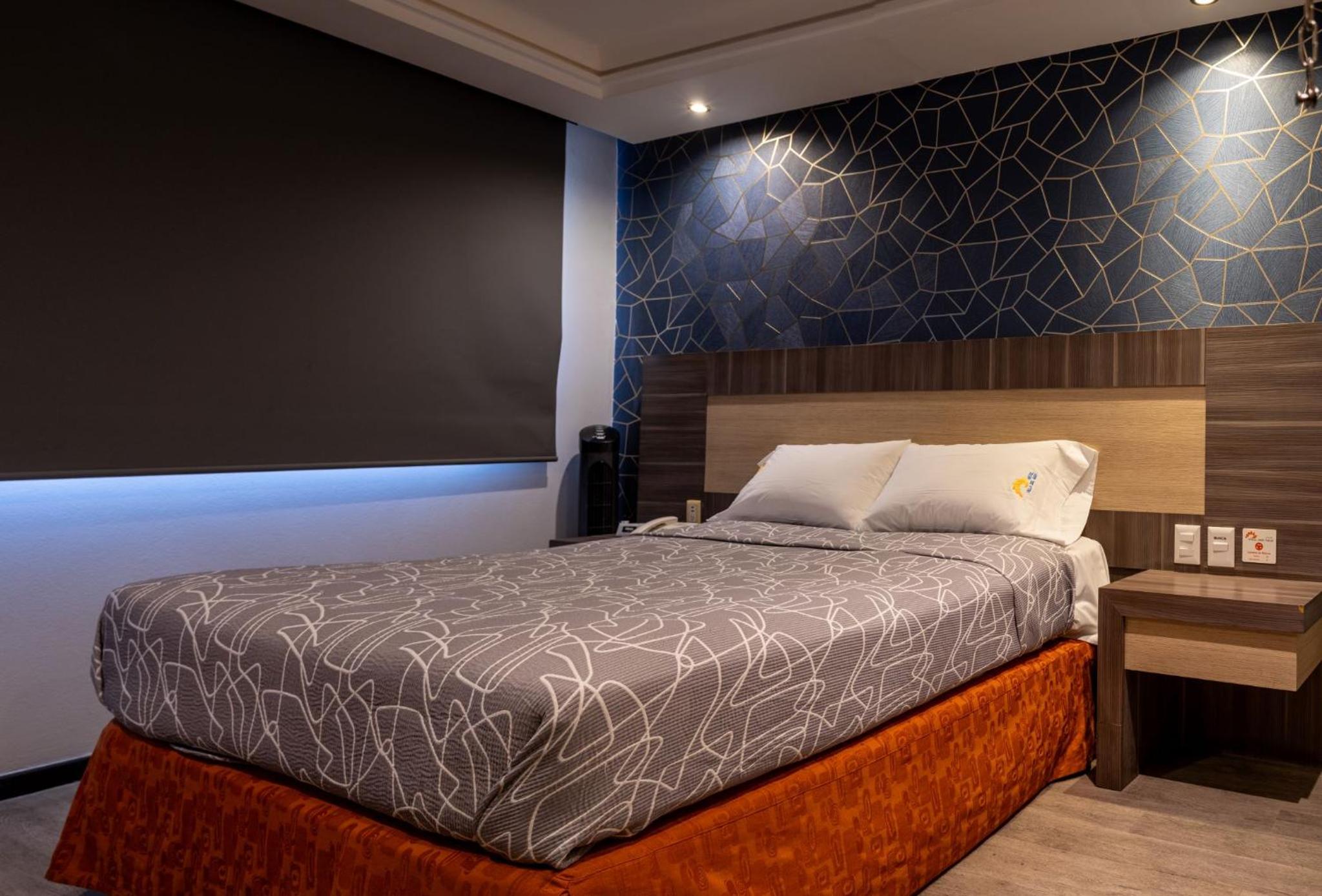 Superior Suite - Photo 1