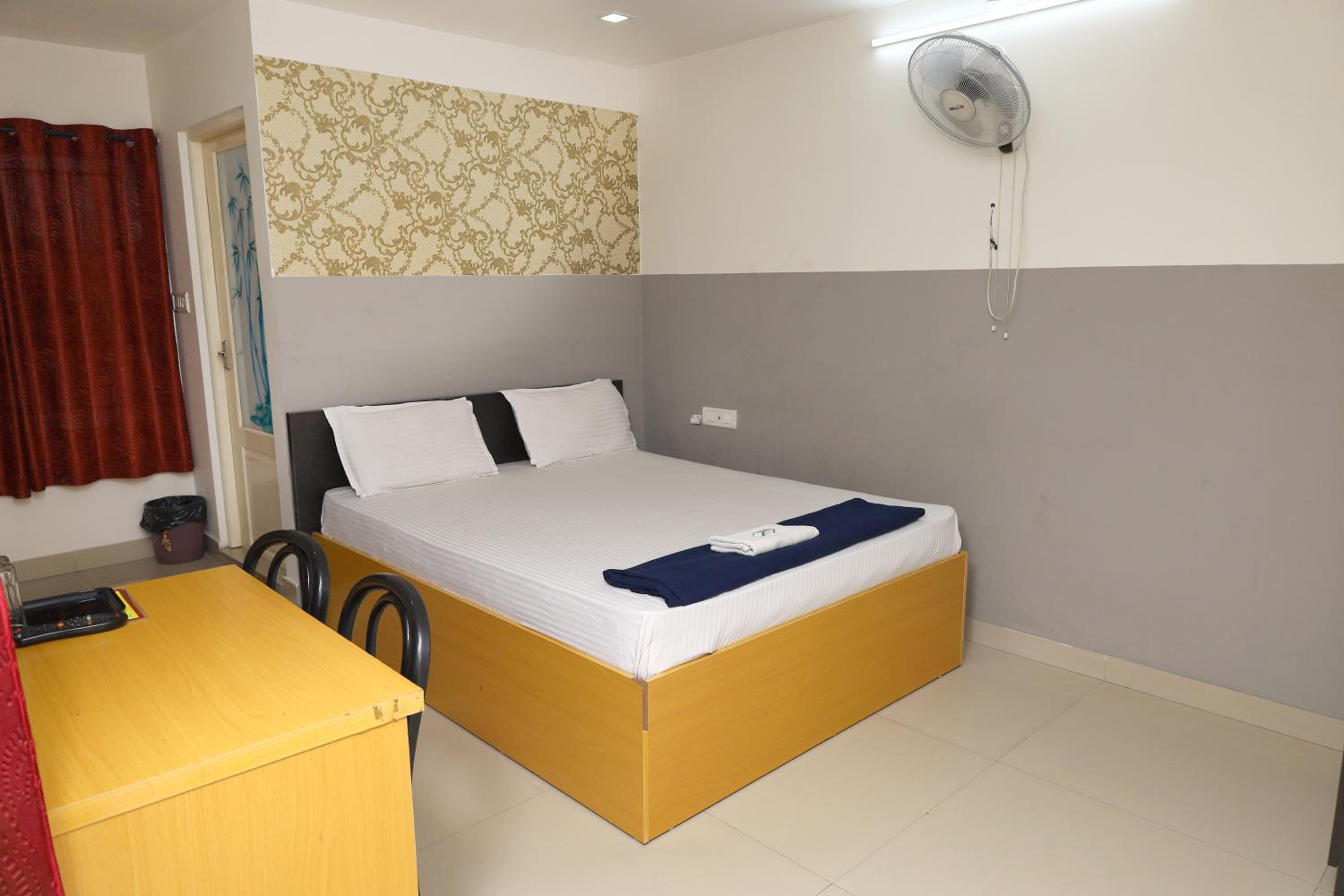 Deluxe Double Room photo 3